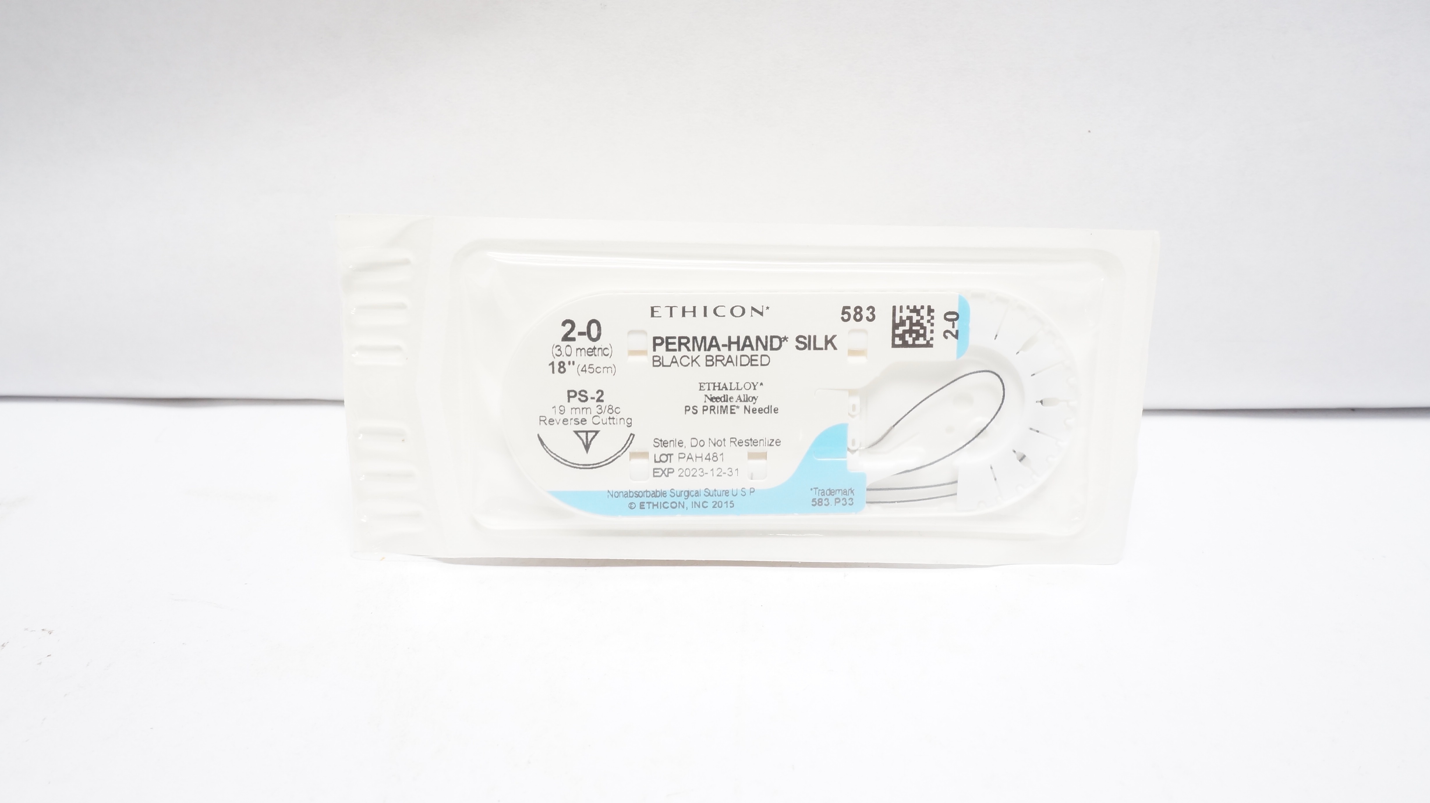 Ethicon 583 2-0 Perma-Hand Silk Stre PS-2 19mm 3/8c Reverse Cutting 18inch (X)
