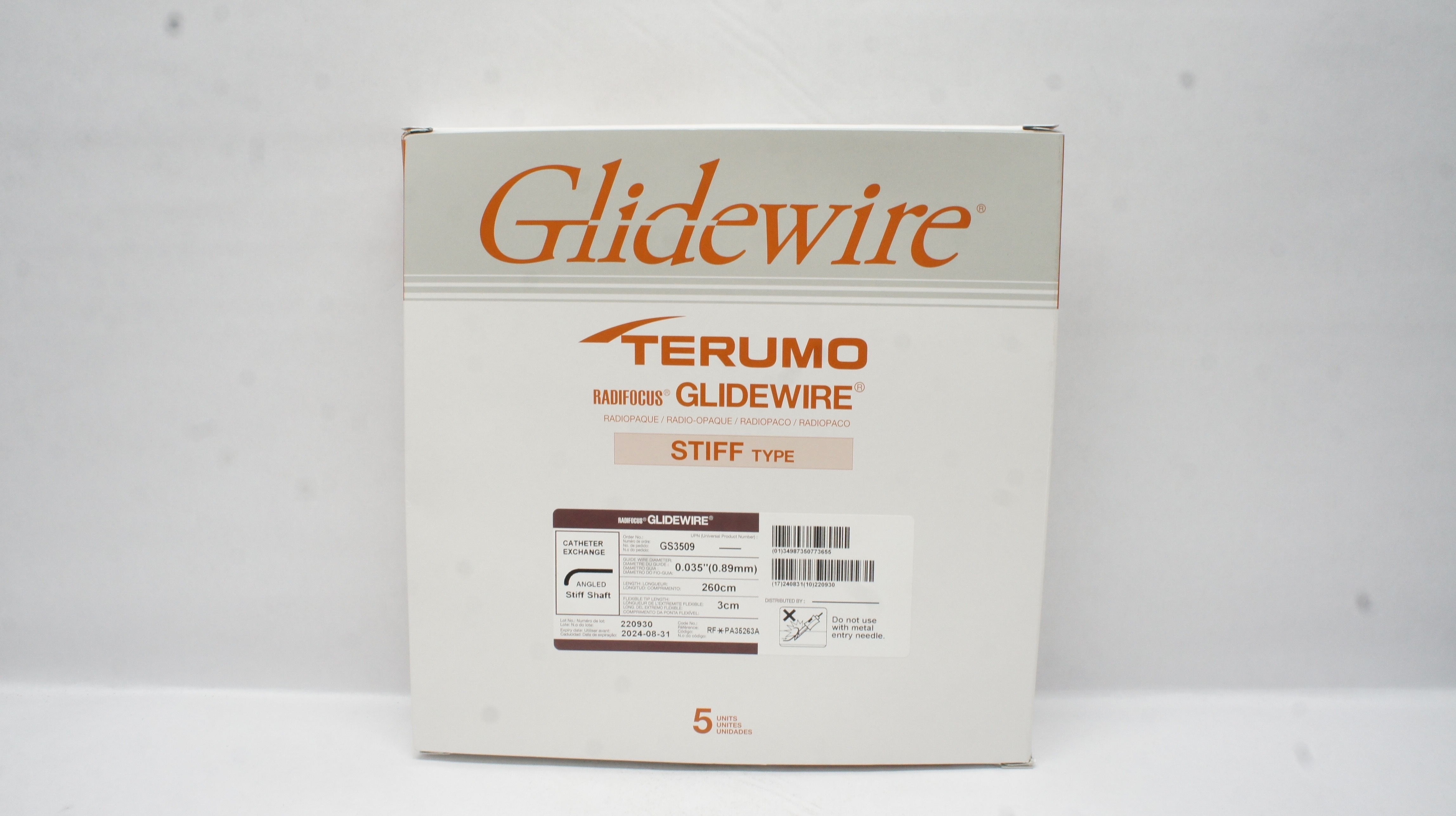 Terumo PA35263A Glidewire Cath. Exchange 0.035inch x 260cm x 3cm - Box of 5