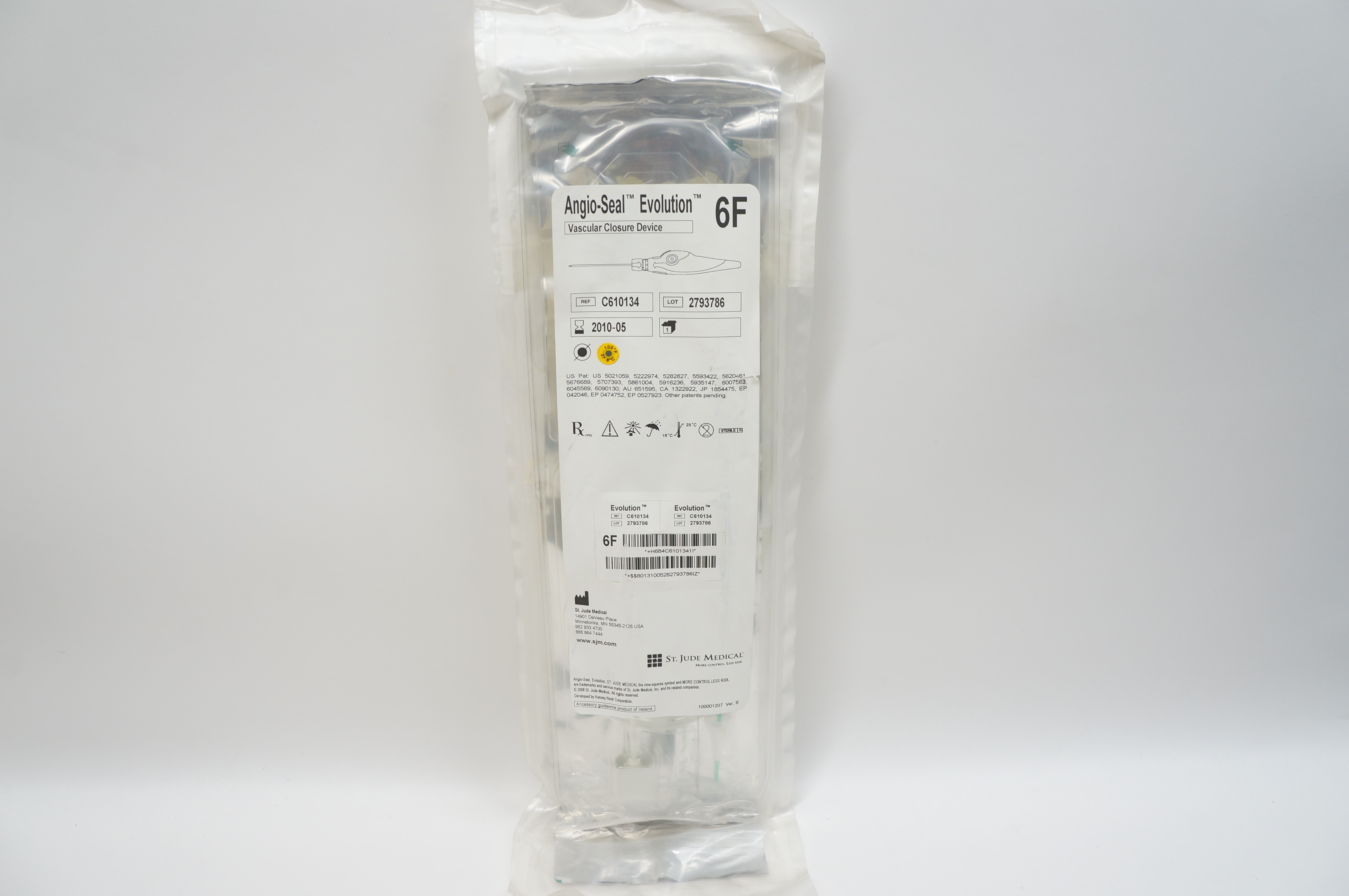 St. Jude Medical C610134 Angio-Seal Evolution Vascular Closure Device 6F (x)