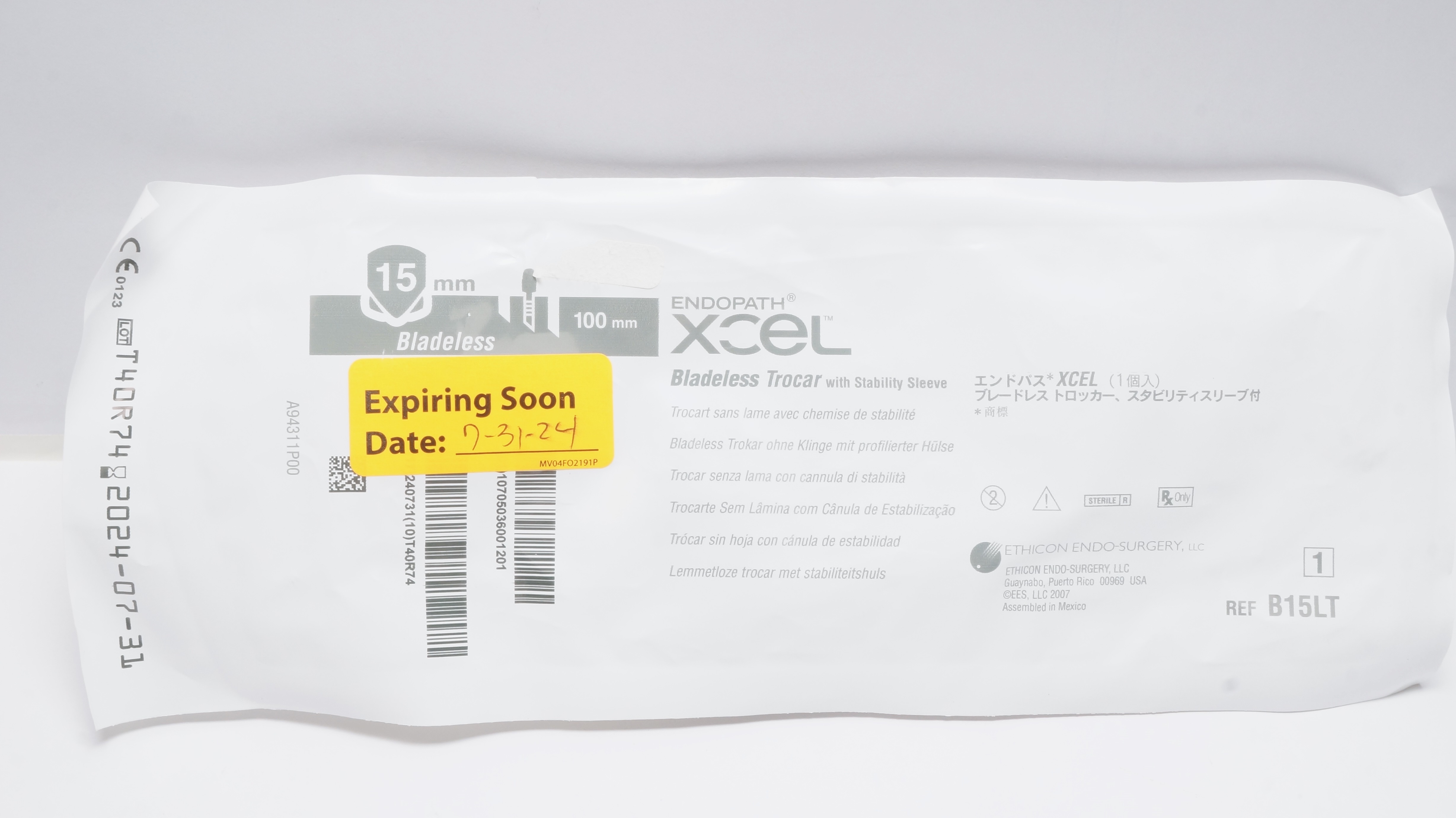 Ethicon B15LT Endopath Xcel Bladeless Trocar with Stability Sleeve 15 x 100mm(x)