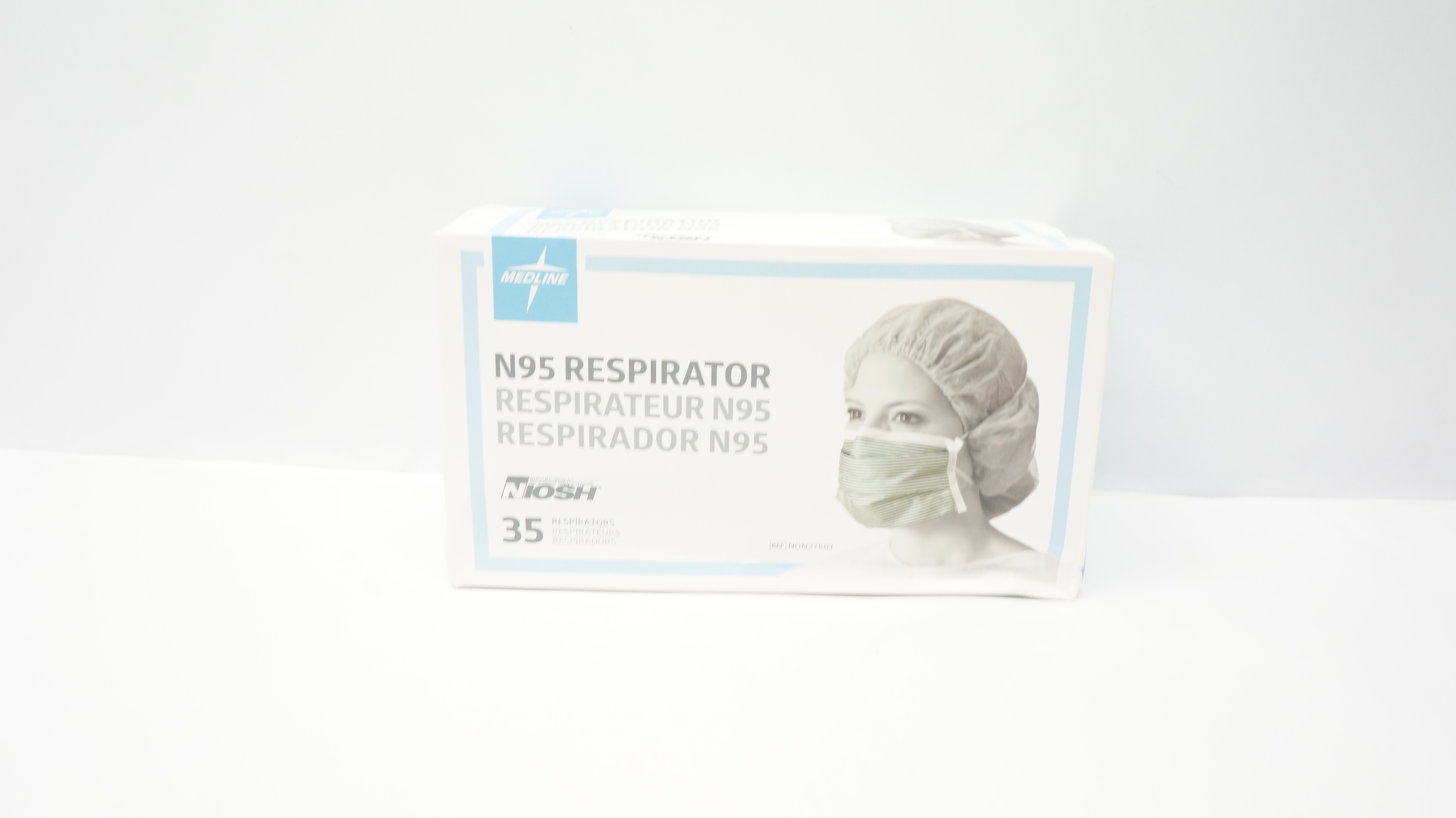 Medline NON27501 N95 Particulate Respirator W/ Tea Stripes - Box of 35