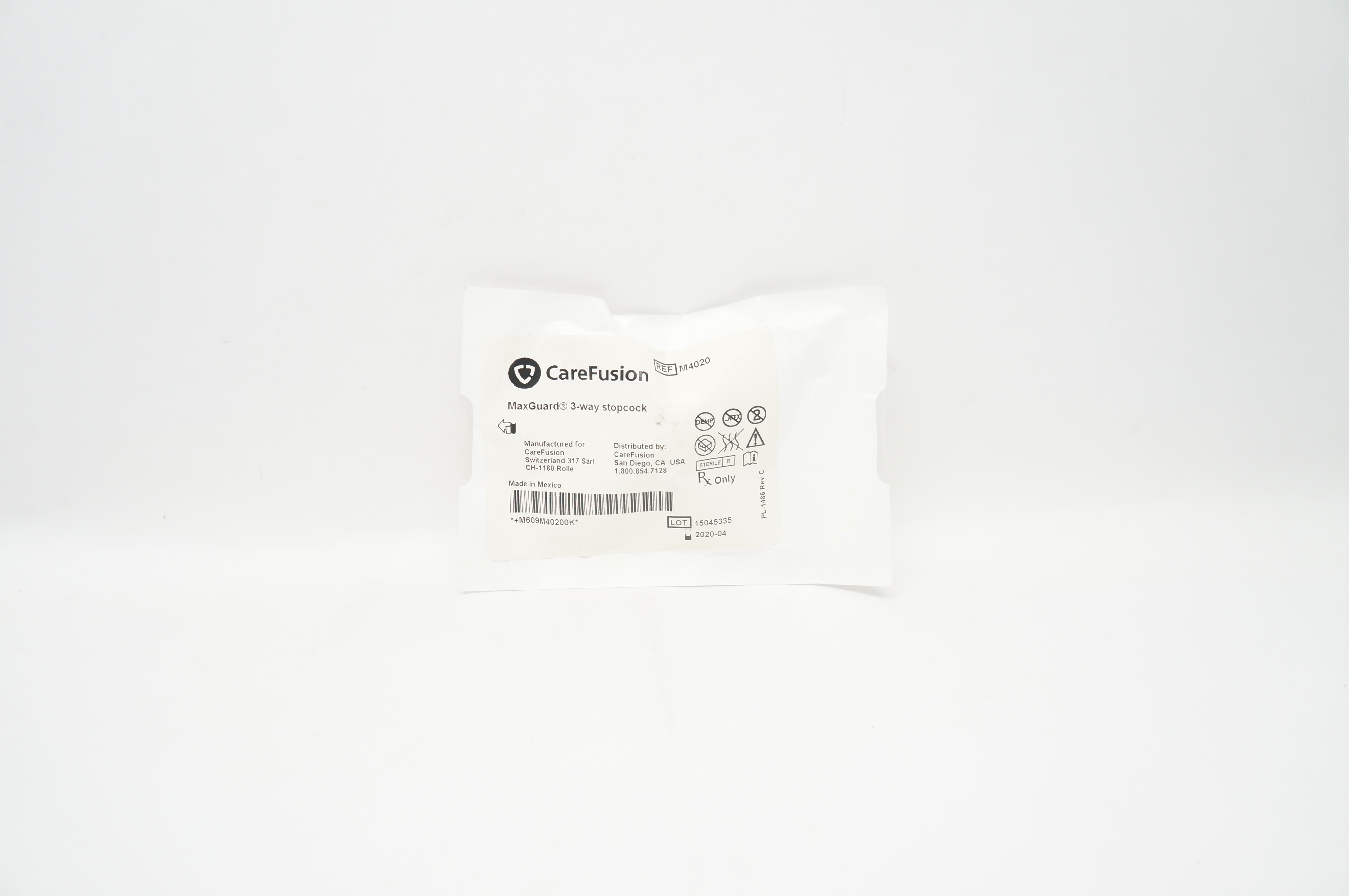 CareFusion M4020 MaxGuard 3-Way Stopcock (x)