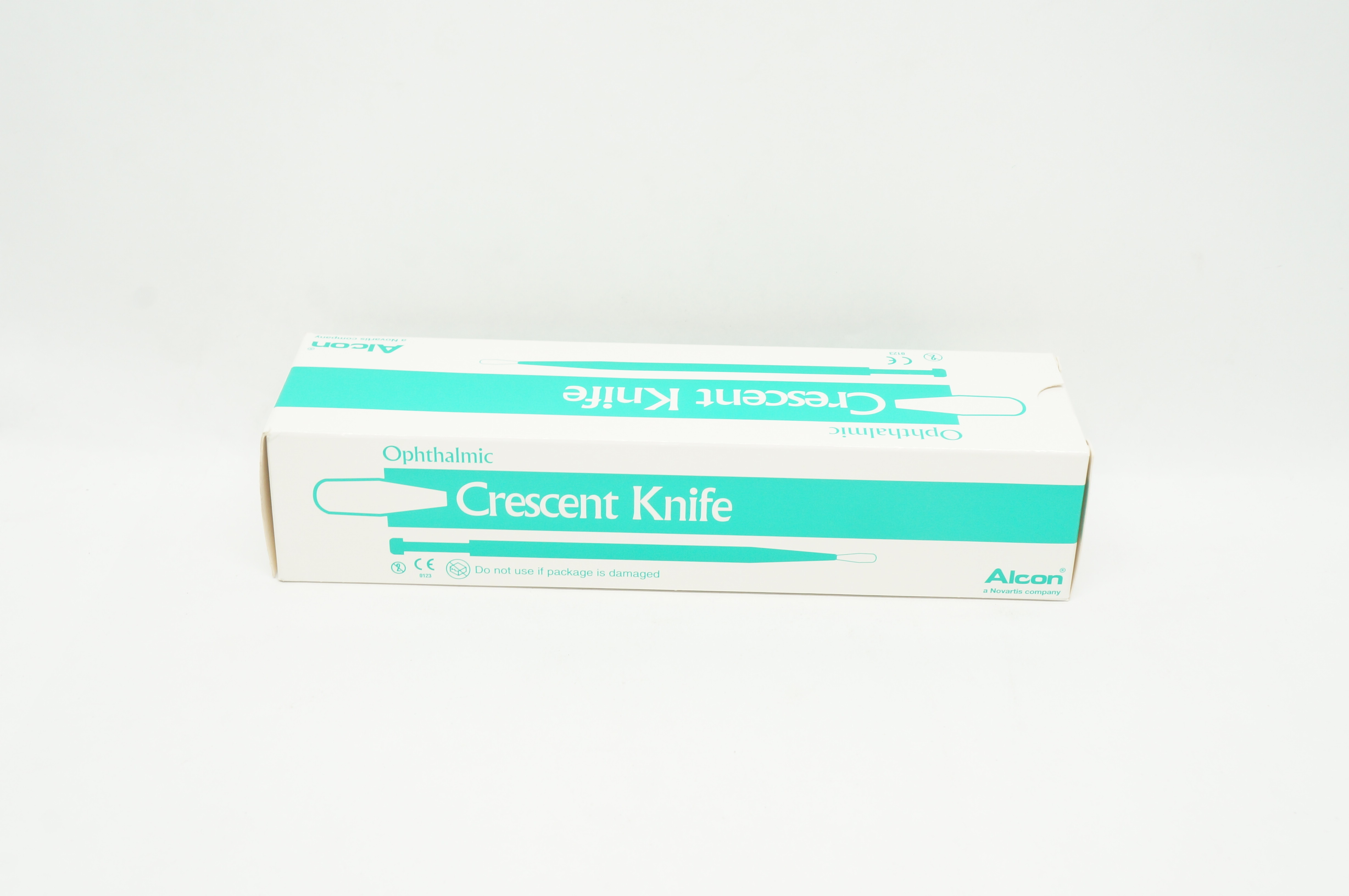 Alcon 8065990001 Novartis Ophthalmic Crescent Knife Straight (x) - Box of 6