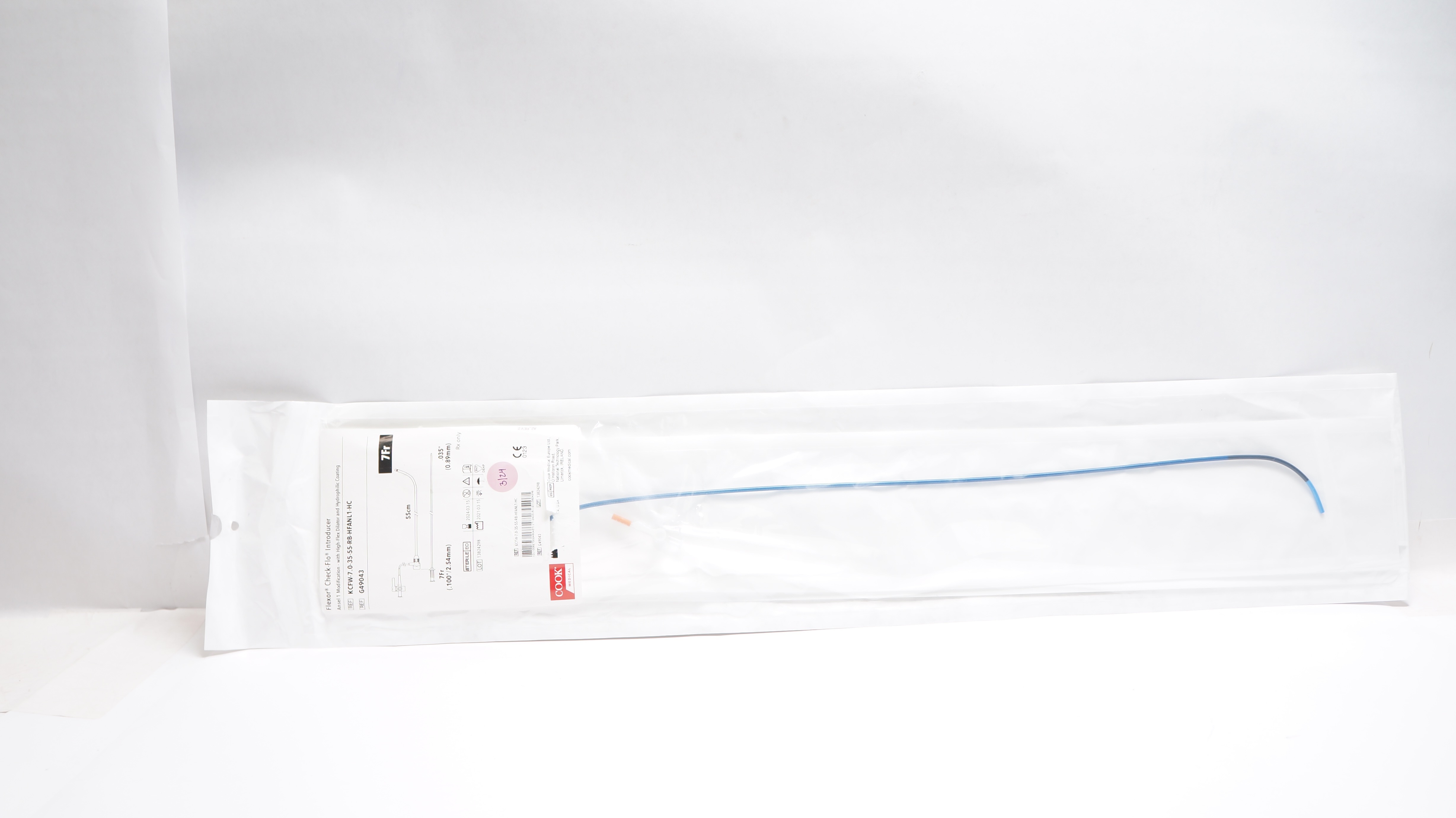 Cook Medical G49043 Flexor Check-Flo Introducer 7Fr x 0.35Inch (x)