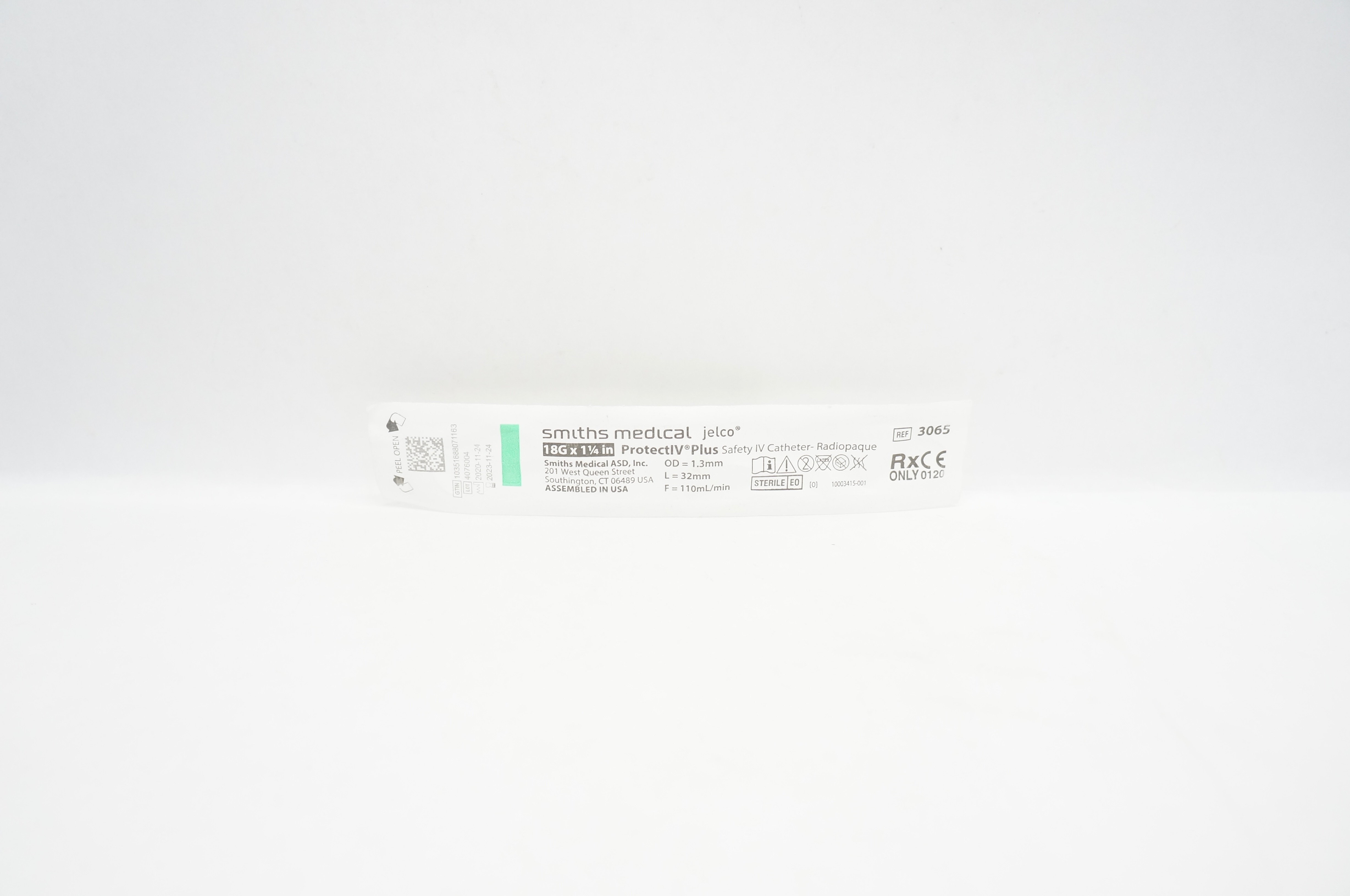 Smiths Medical 3065 ProtectIV Plus Safety IV Cath. 18G x 1-1/4inch