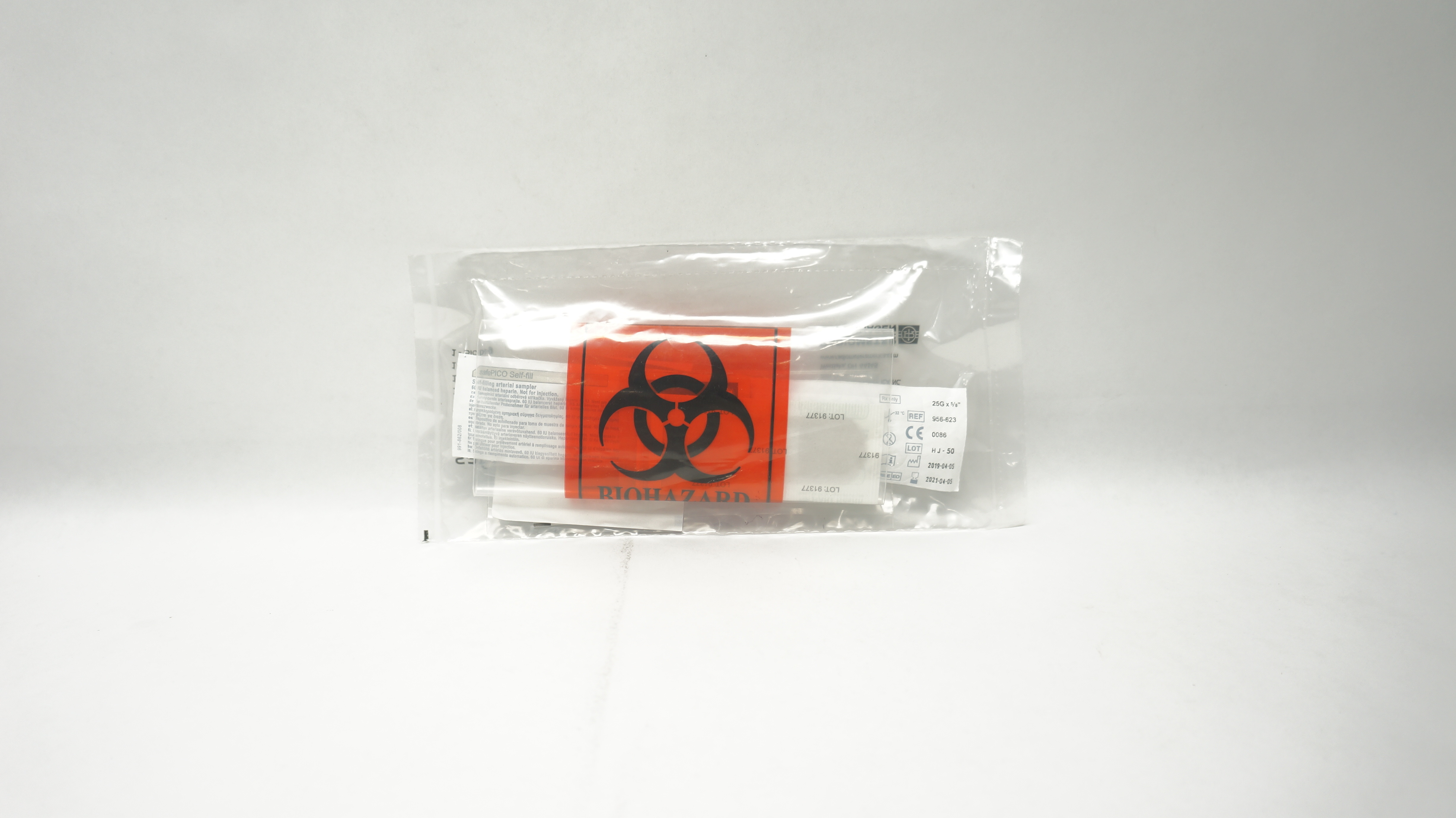 Radiometer Medical 956-623 SafePICO Self-Filling Arterial Sampler 25G x 5/8in(x)