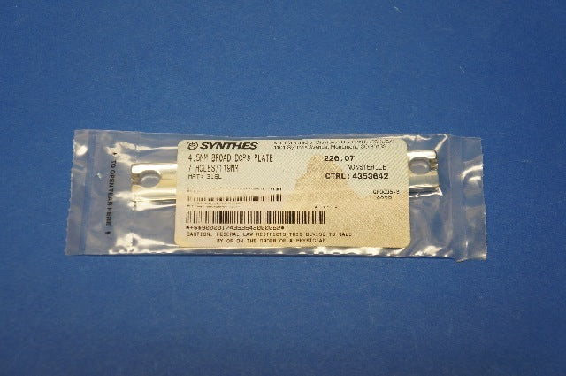 Synthes 226.07 4.5mm Broad DCP Plate 7 Holes / 119mm