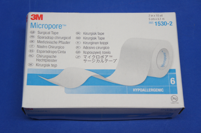 3M 1530-2 Micropore Surgical Tape 2