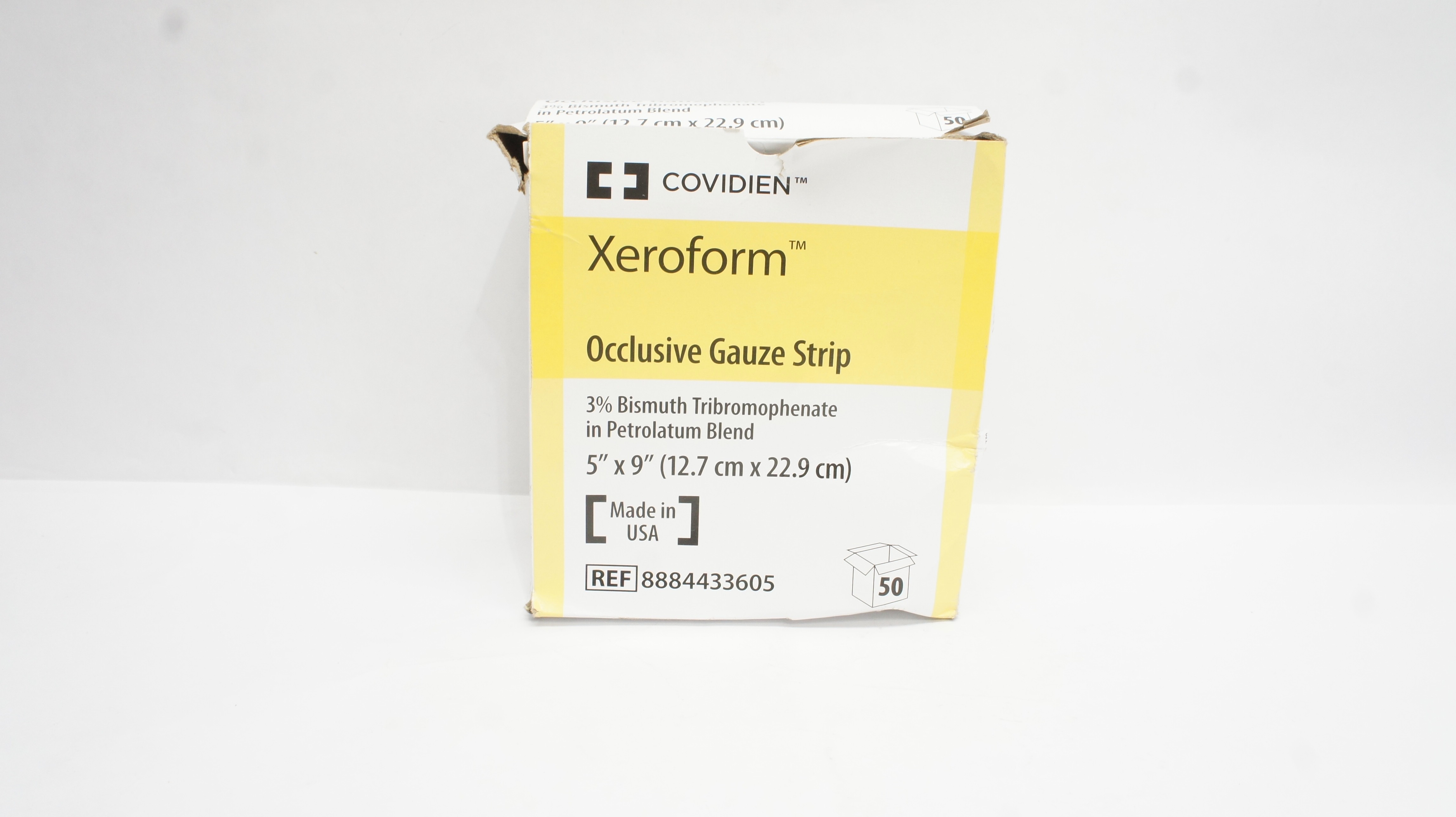 Covidien 8884433605 Xeroform Occlusive Gauze Strip 5inch x 9inch (x) - Box of 29