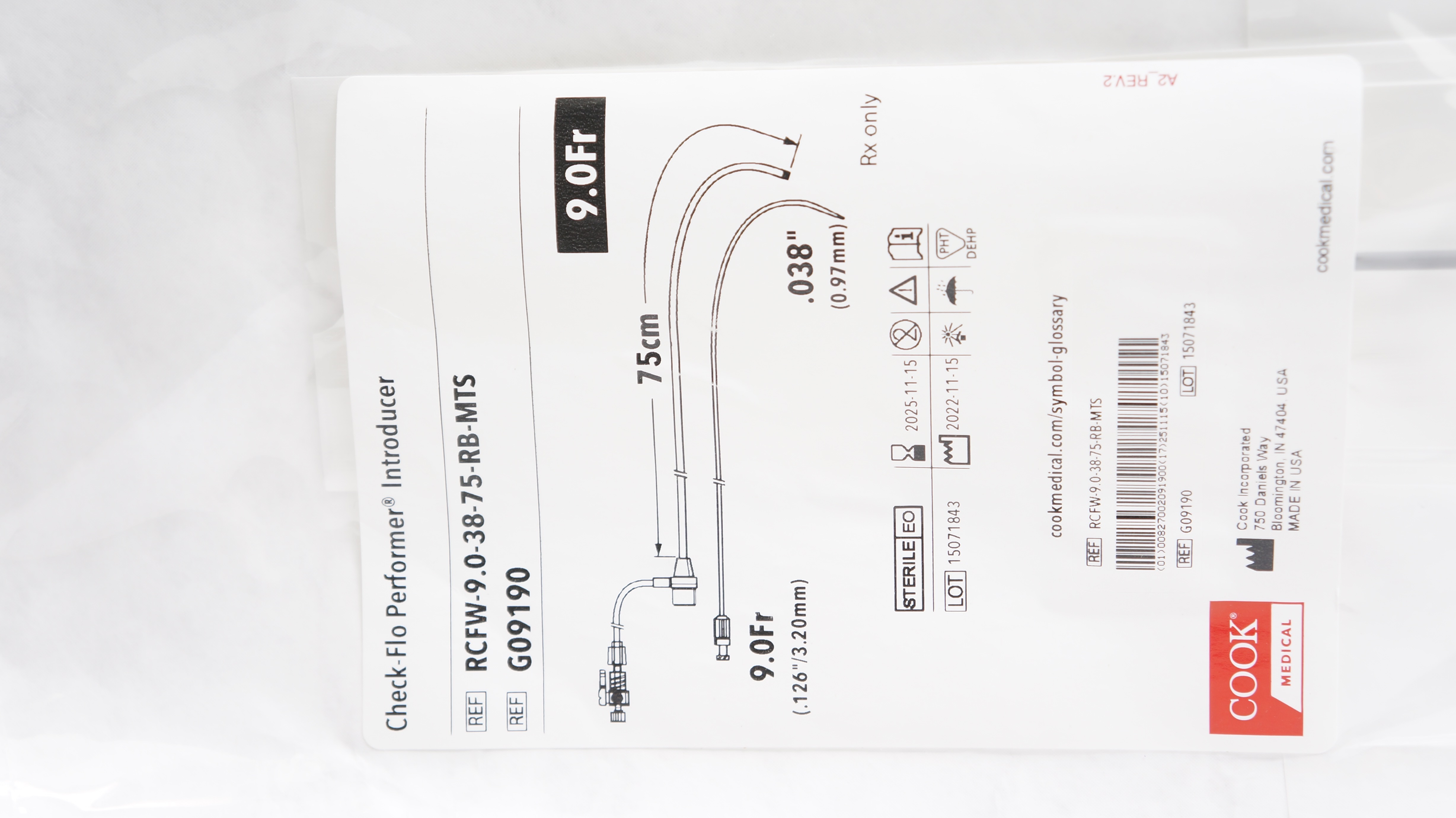 Cook Medical G09190 Check-Flo Performer Introducer 9.0Fr x 75cm x .038inch