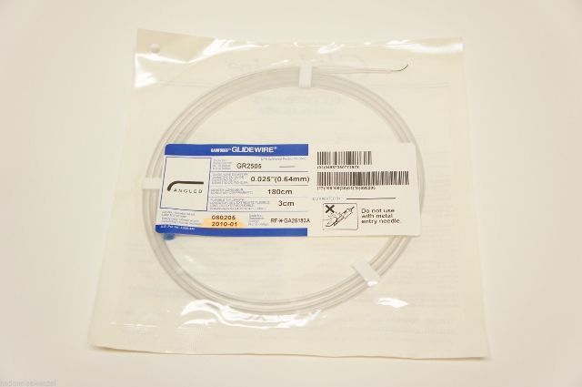 GR2505 ~ Radifocus Glidewire 0.025inch x 180cm (x)