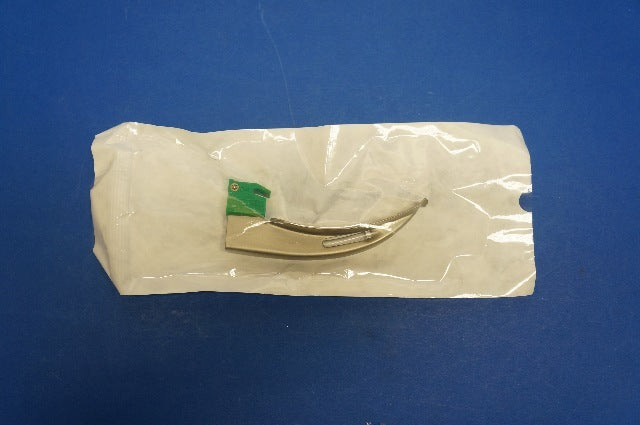 SunMed 5-5332-03 Laryngoscope Blades Compatible Size 3 ~ Box of 19