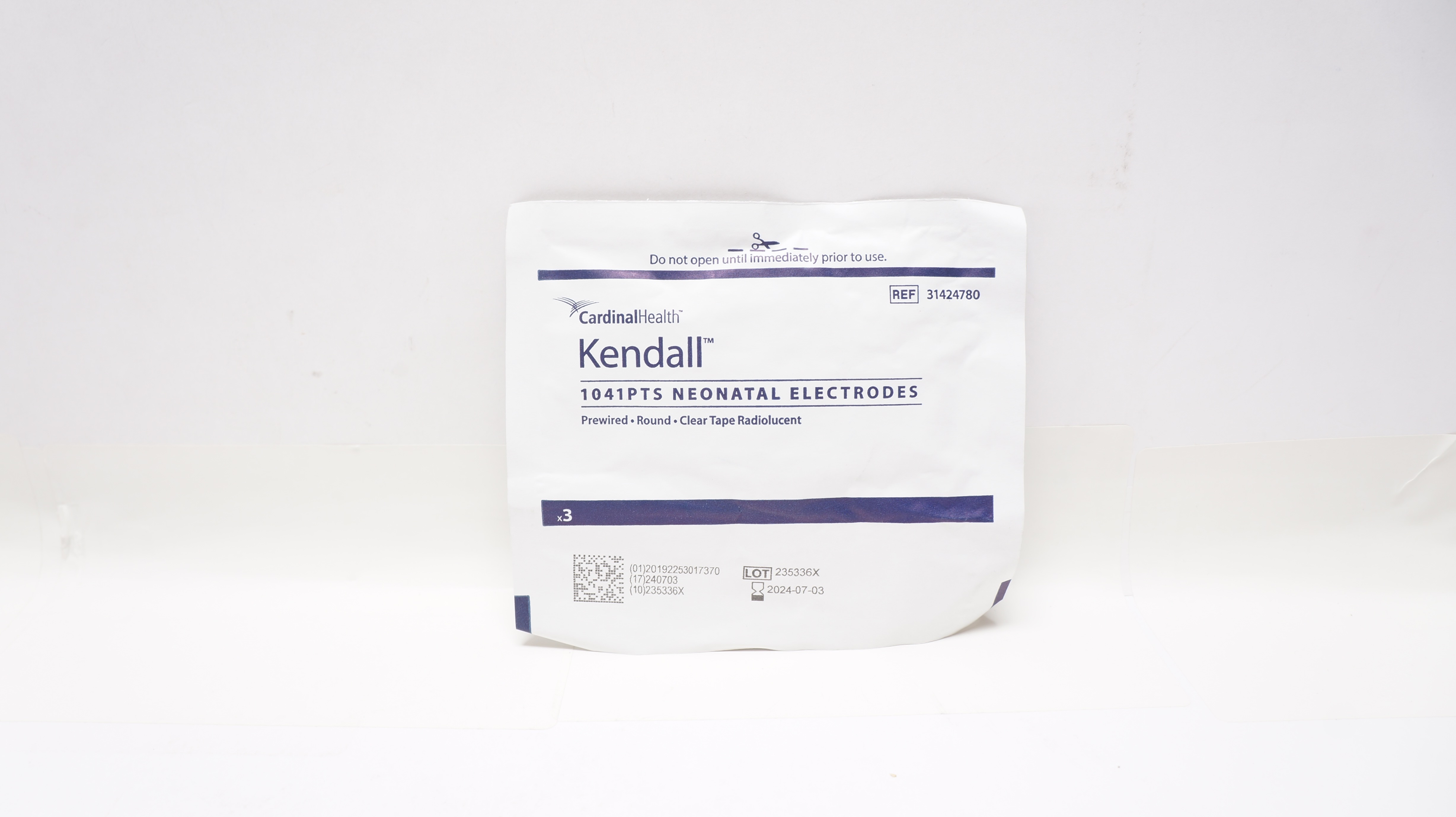 Cardinal Health 31424780 Kendall 1041PTS Neonatal Electrodes - Pack of 3