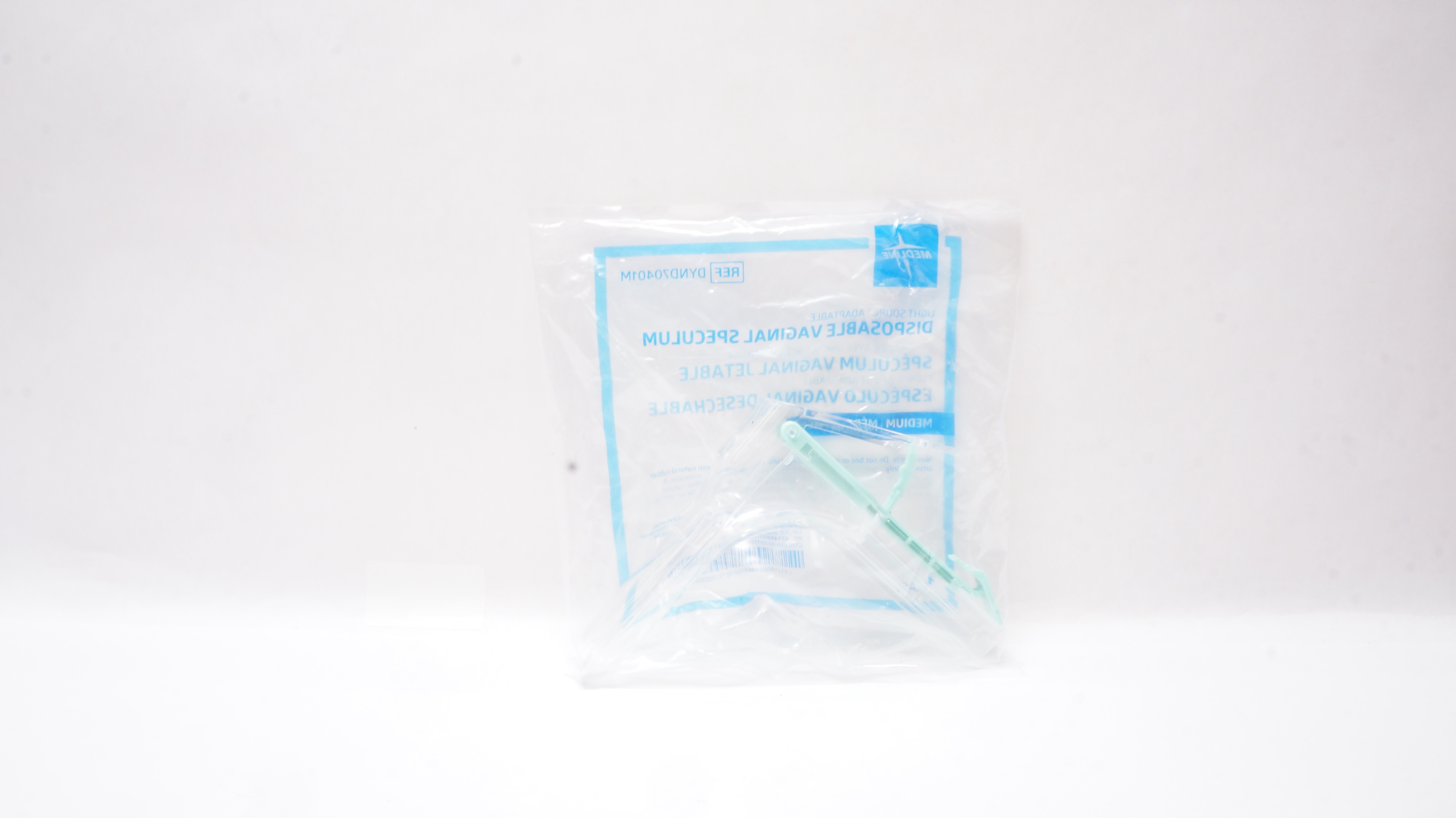 Medline DYND70401M Disposable Vaginal Speculum Medium