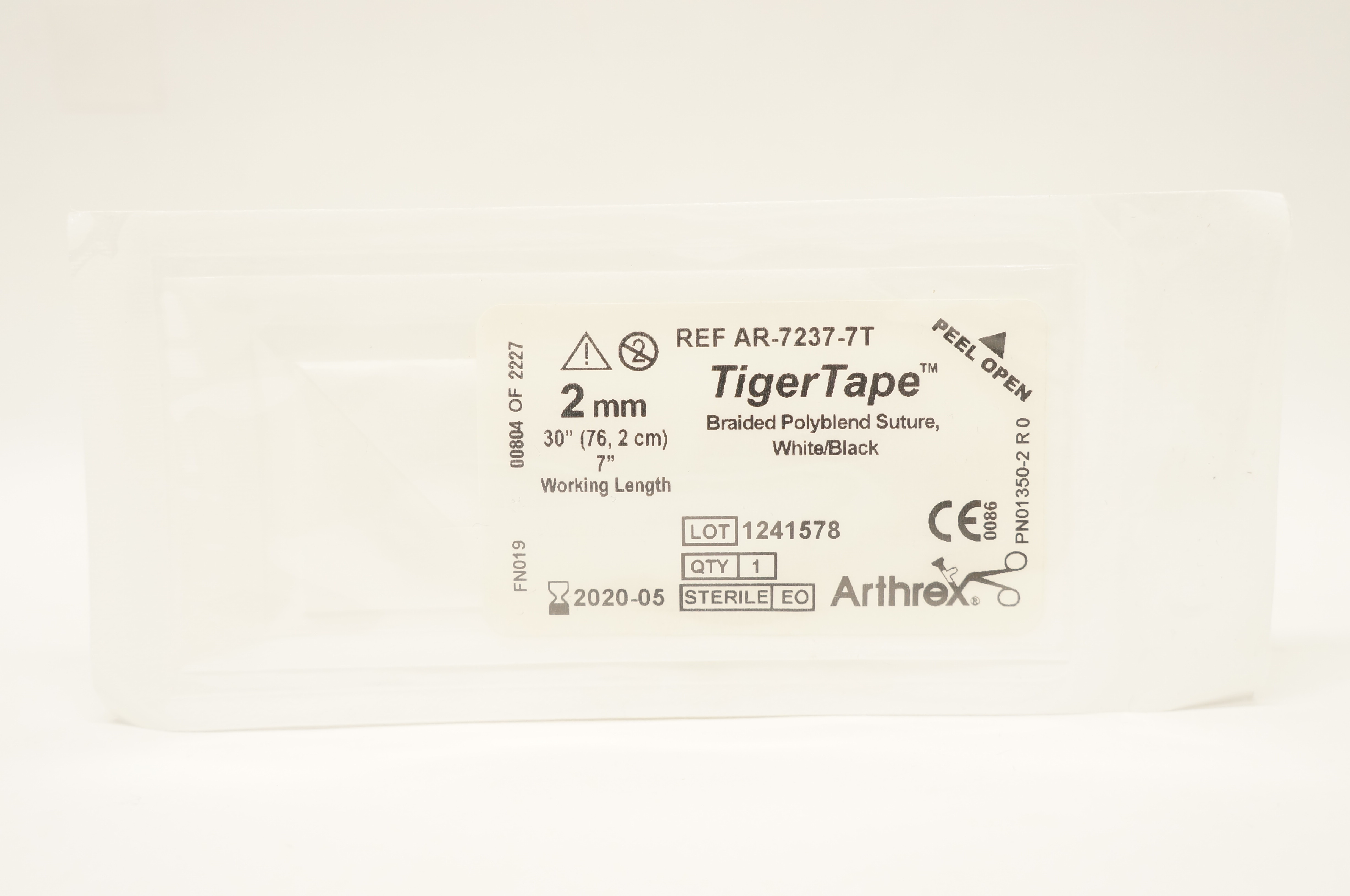 Arthrex AR-7237-7T TigerTape Braided Polyblend Stre 2mm, 30 inch x 7inch (x)