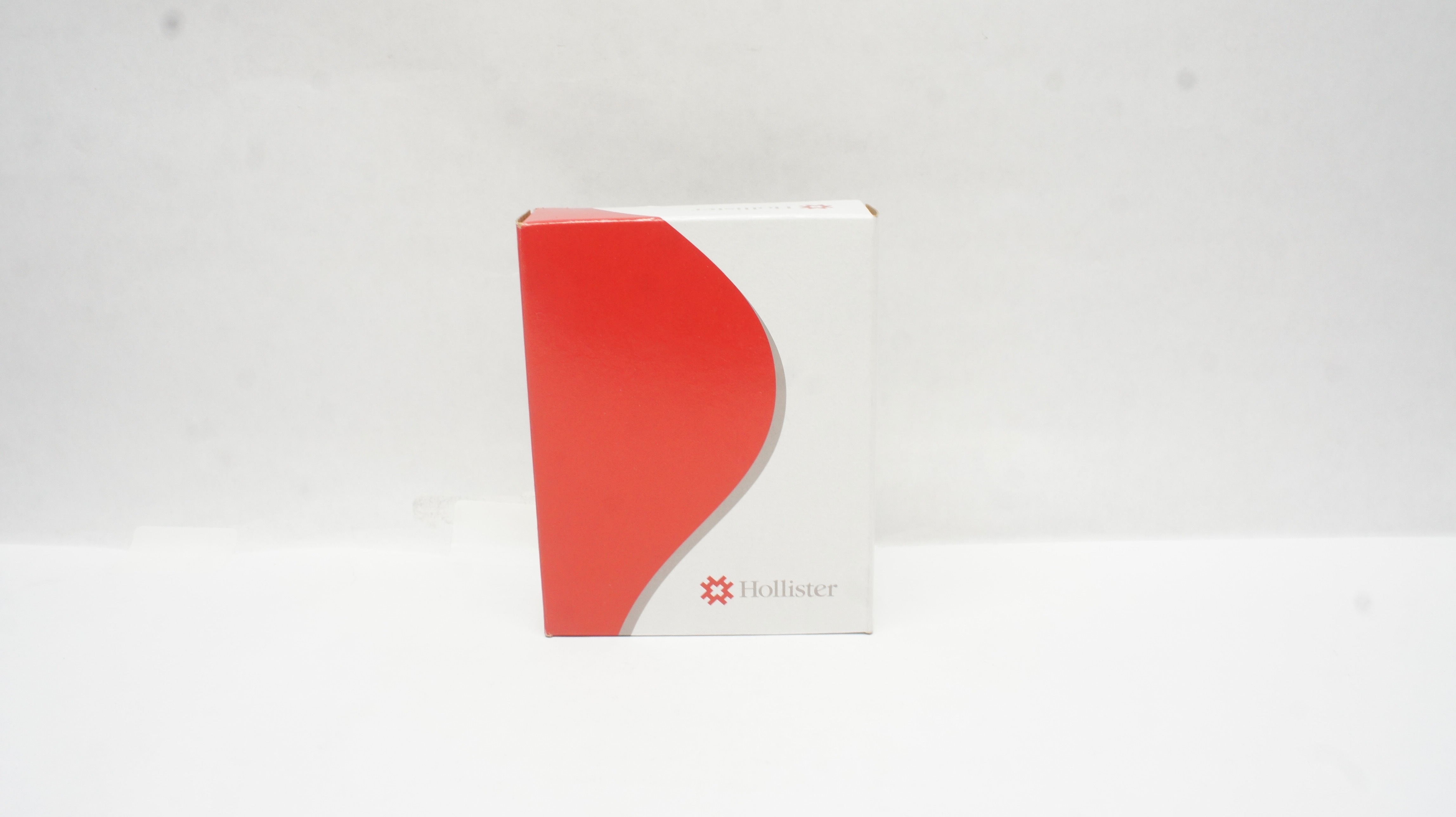 Hollister 3761 Pouckings Skin Barrier 1-3/4inch x 1-1/4inch - Box of 3