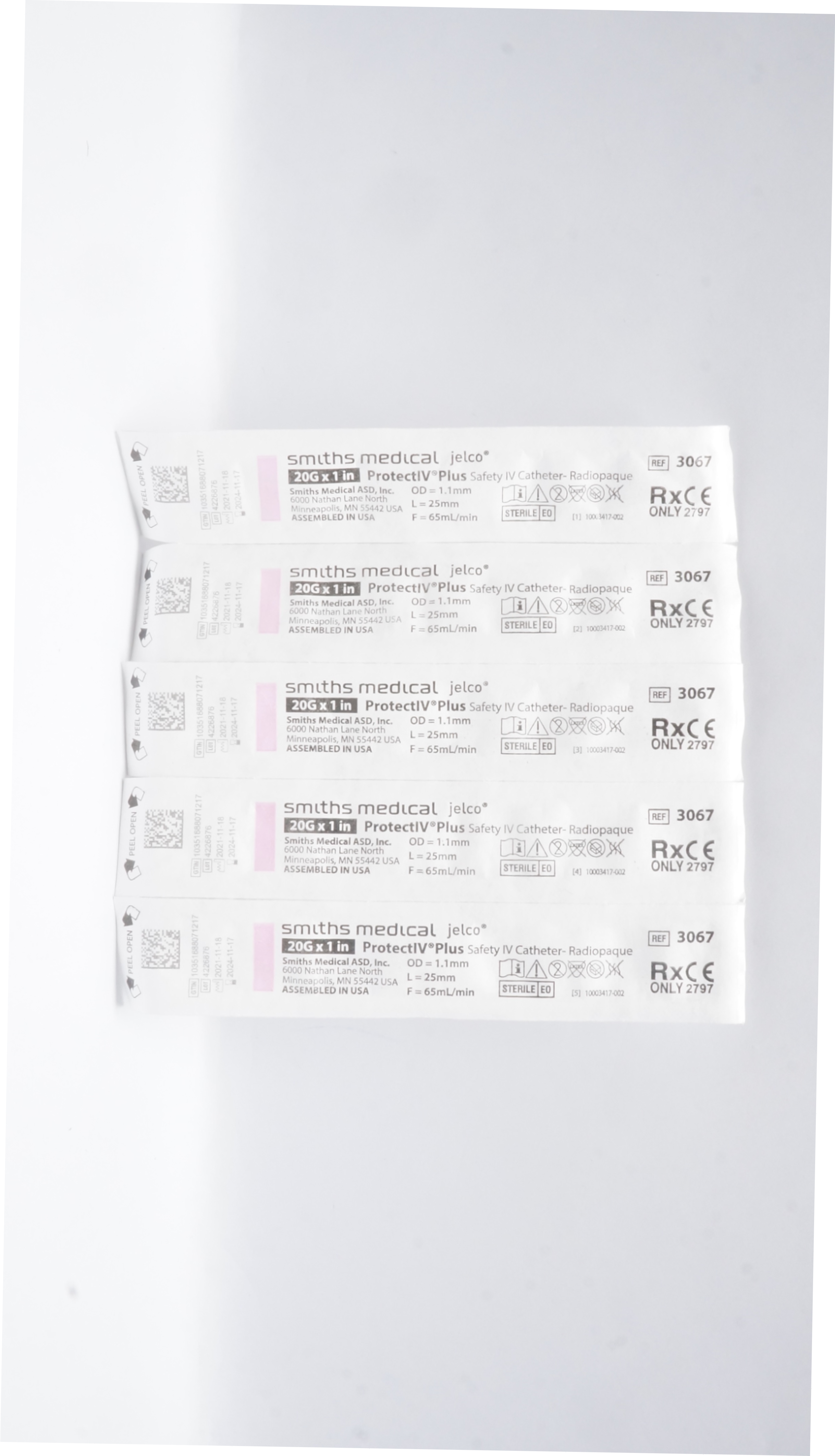 Smiths Medical 3067 Protect IV Plus Safety Cath. Radiopaque 20Gx1in-Lot of 5 (x)