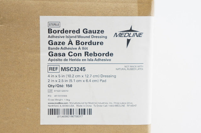 Medline MSC3245 Adhesive Island Wound Dressing 4x5inch, 2 x 2.5inch - Box of 150