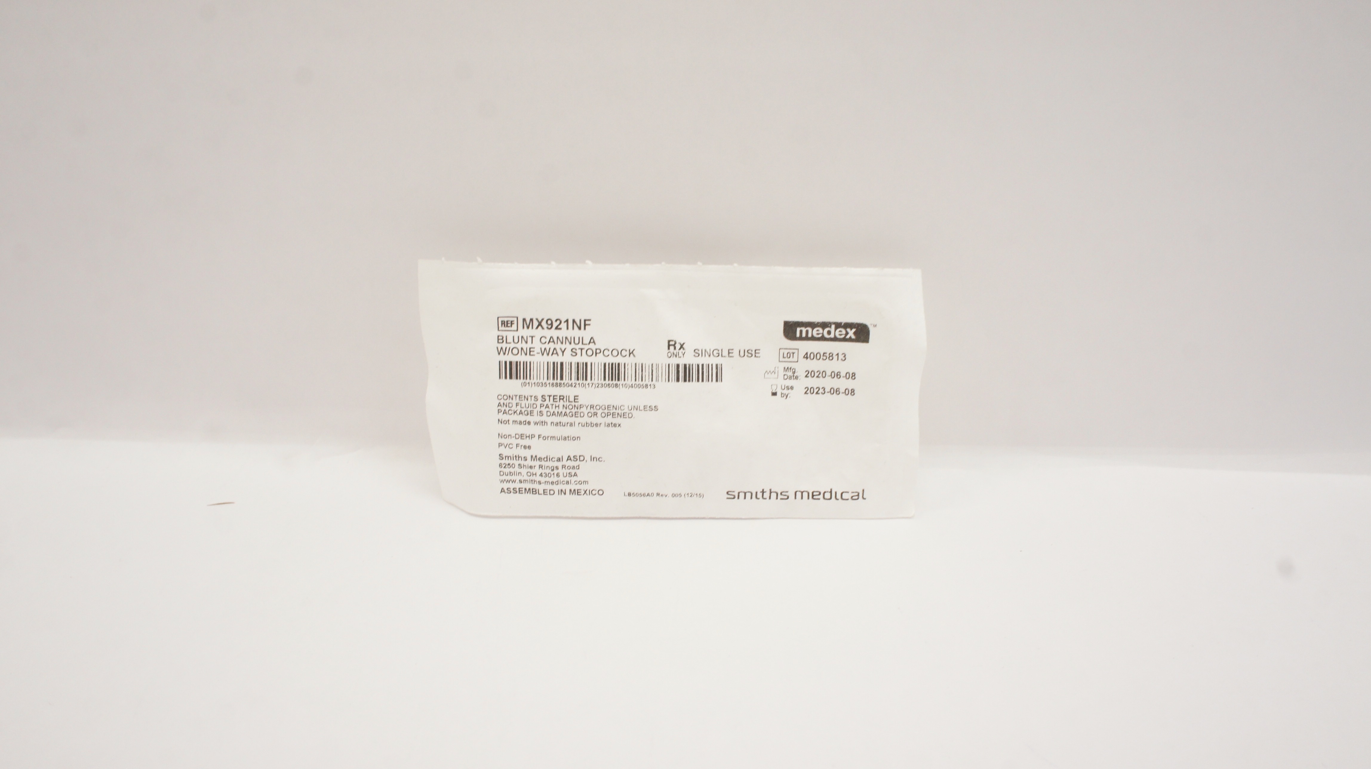 Smiths Medical MX921NF Medex Blunt Cannula W/One-Way Stopcock