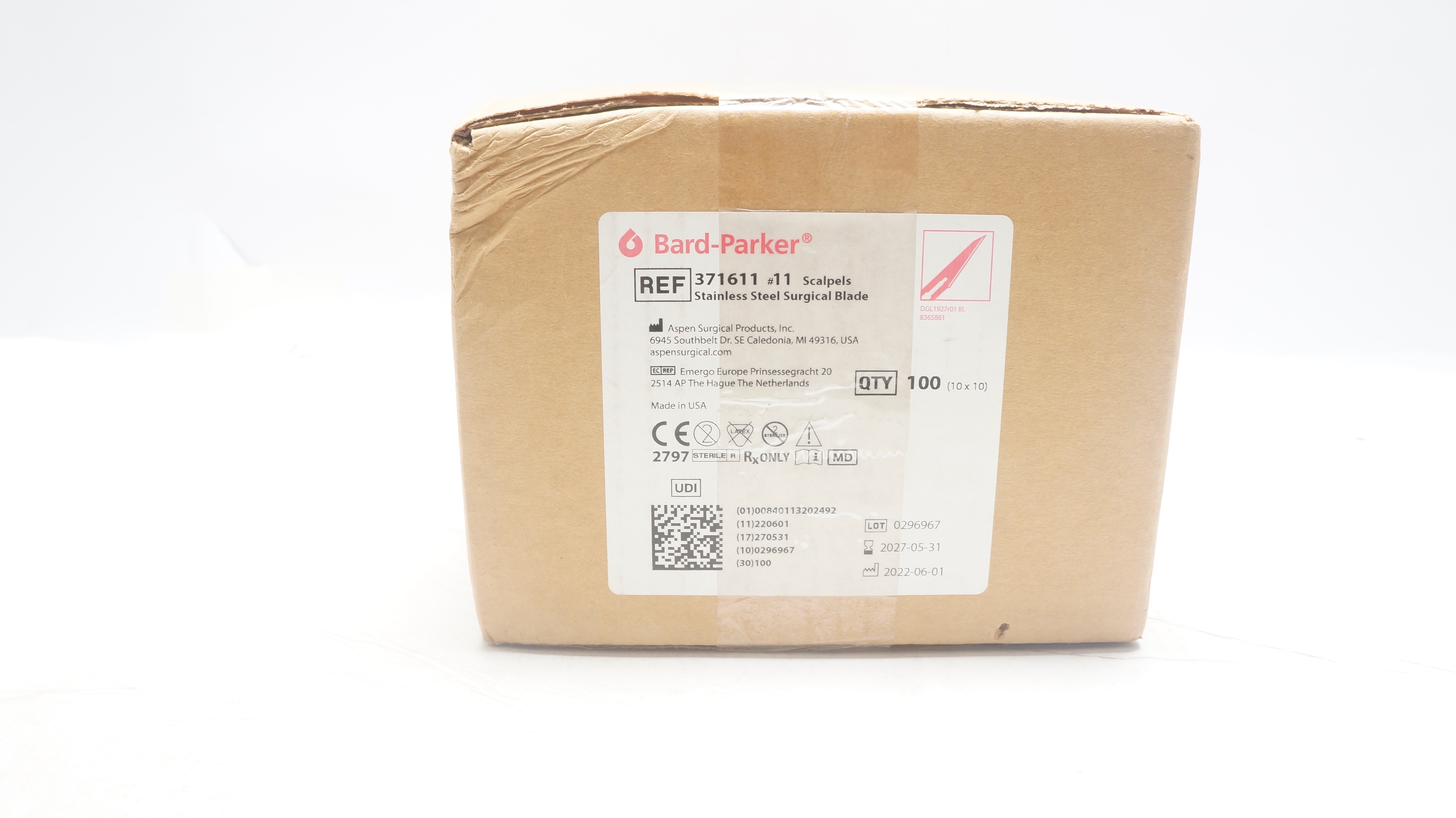 Aspen Surgical 371611 Stainless Steel Surgical Blade Scalpel # 11 - Box of 100