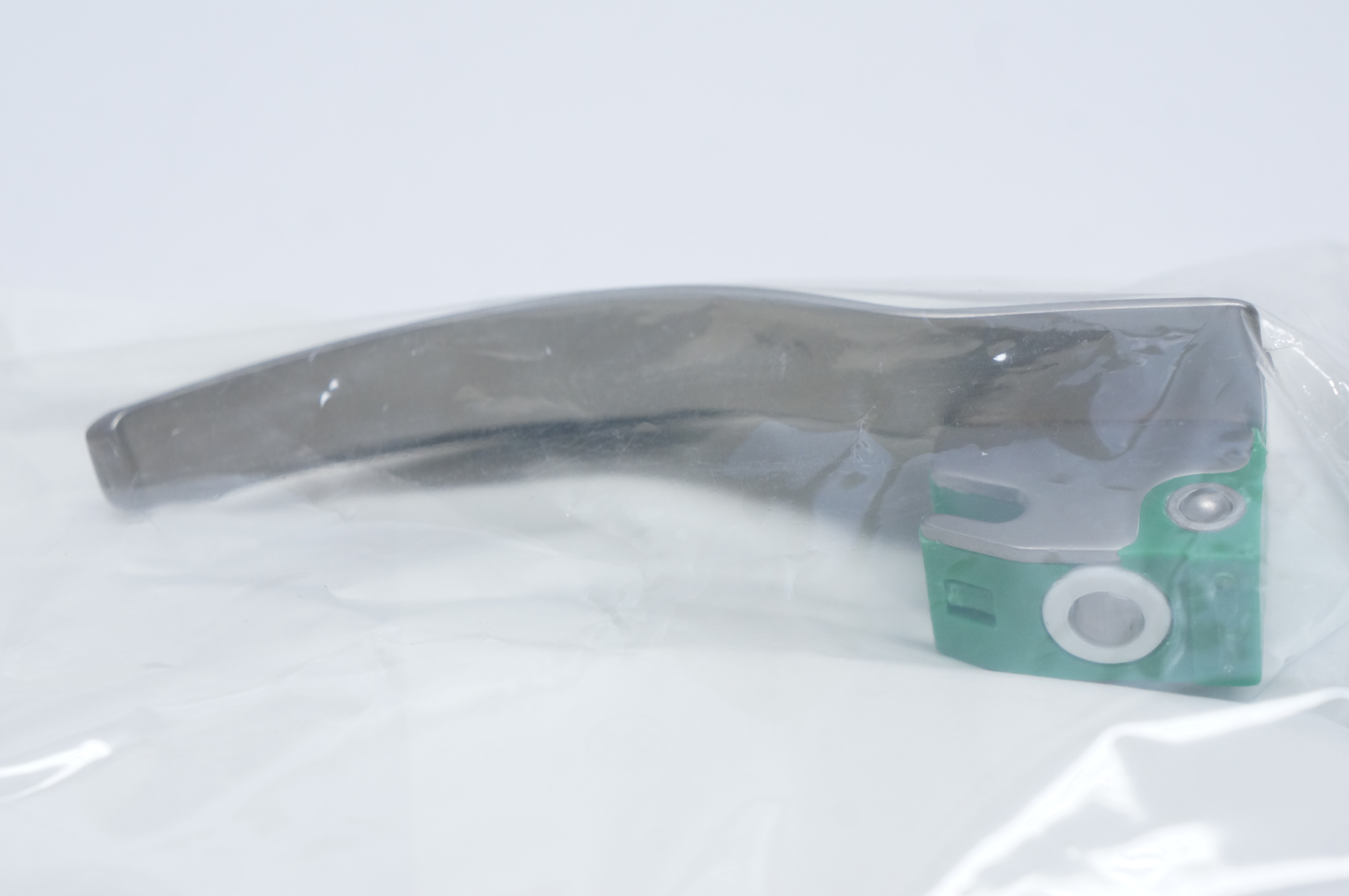 Anesthesia Tools AT4631 Disposable Laryngoscope Blade Green System, MACINSTOSH 1