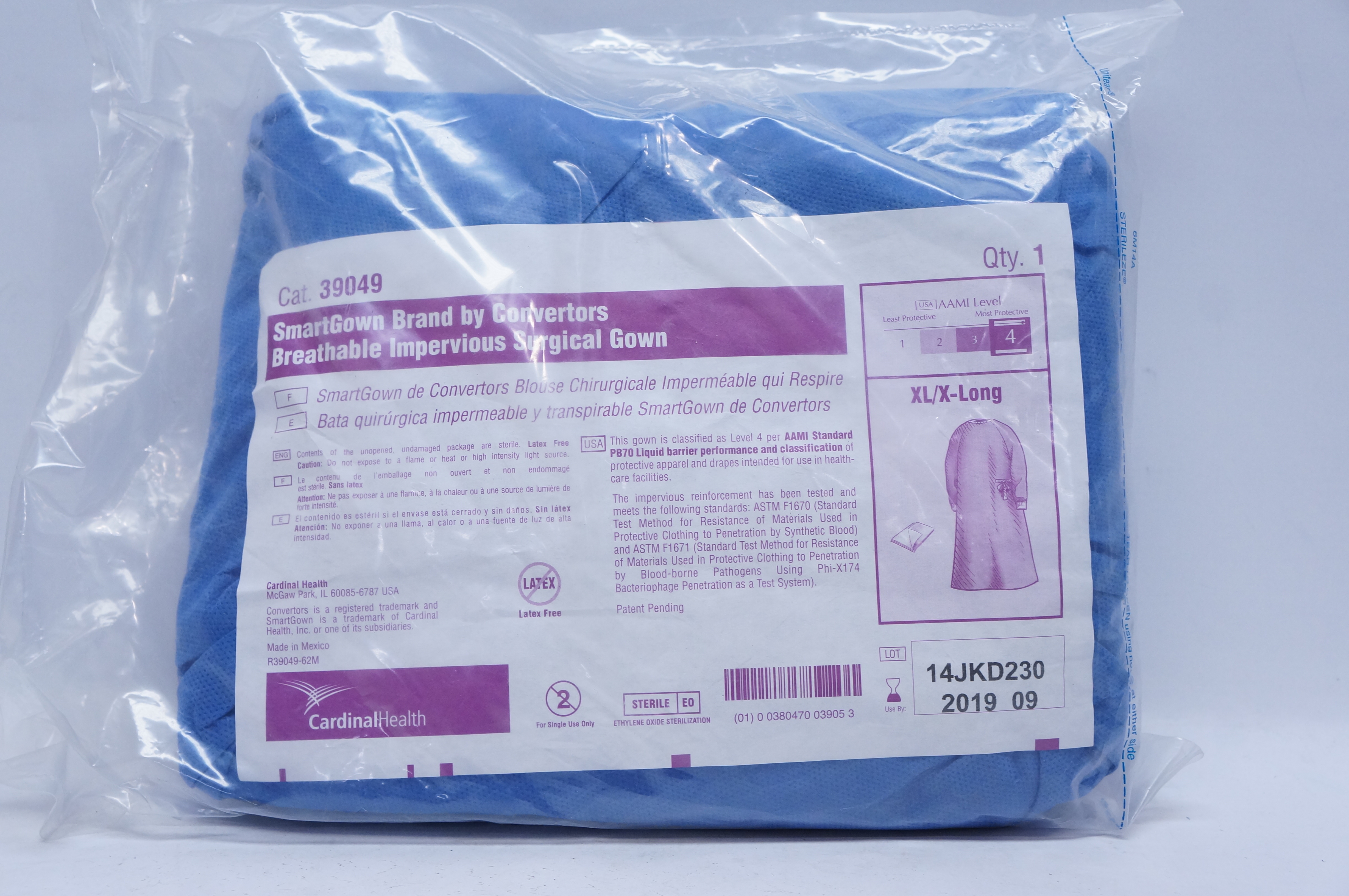 Cardinal Health 39049 SmartGown Breathable Impervious Surgical Gown XL/X-Long(x)