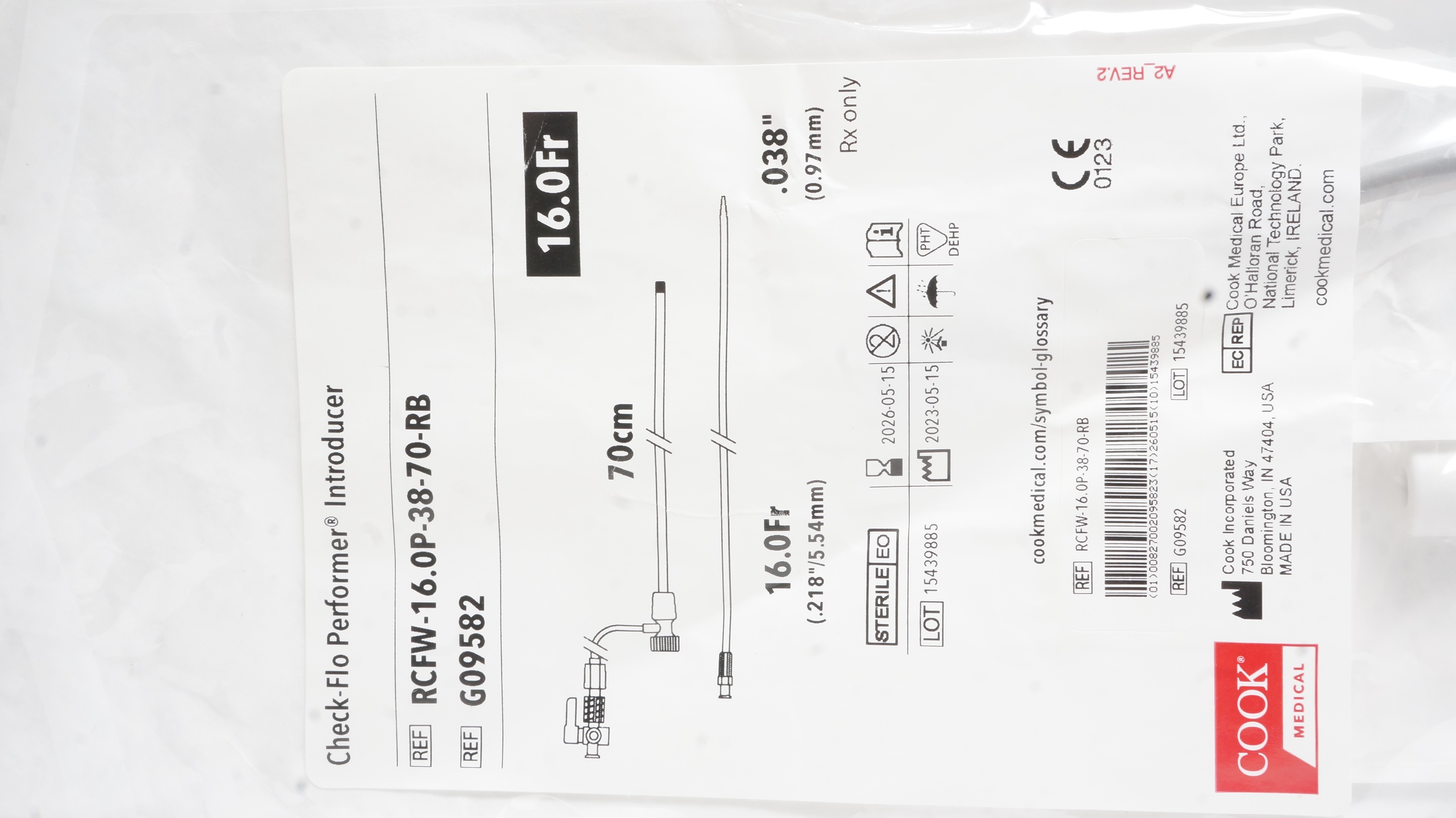 Cook Medical G09582 Check-Flo Performer Introducer 16.0Fr x 70cm x 0.038inch