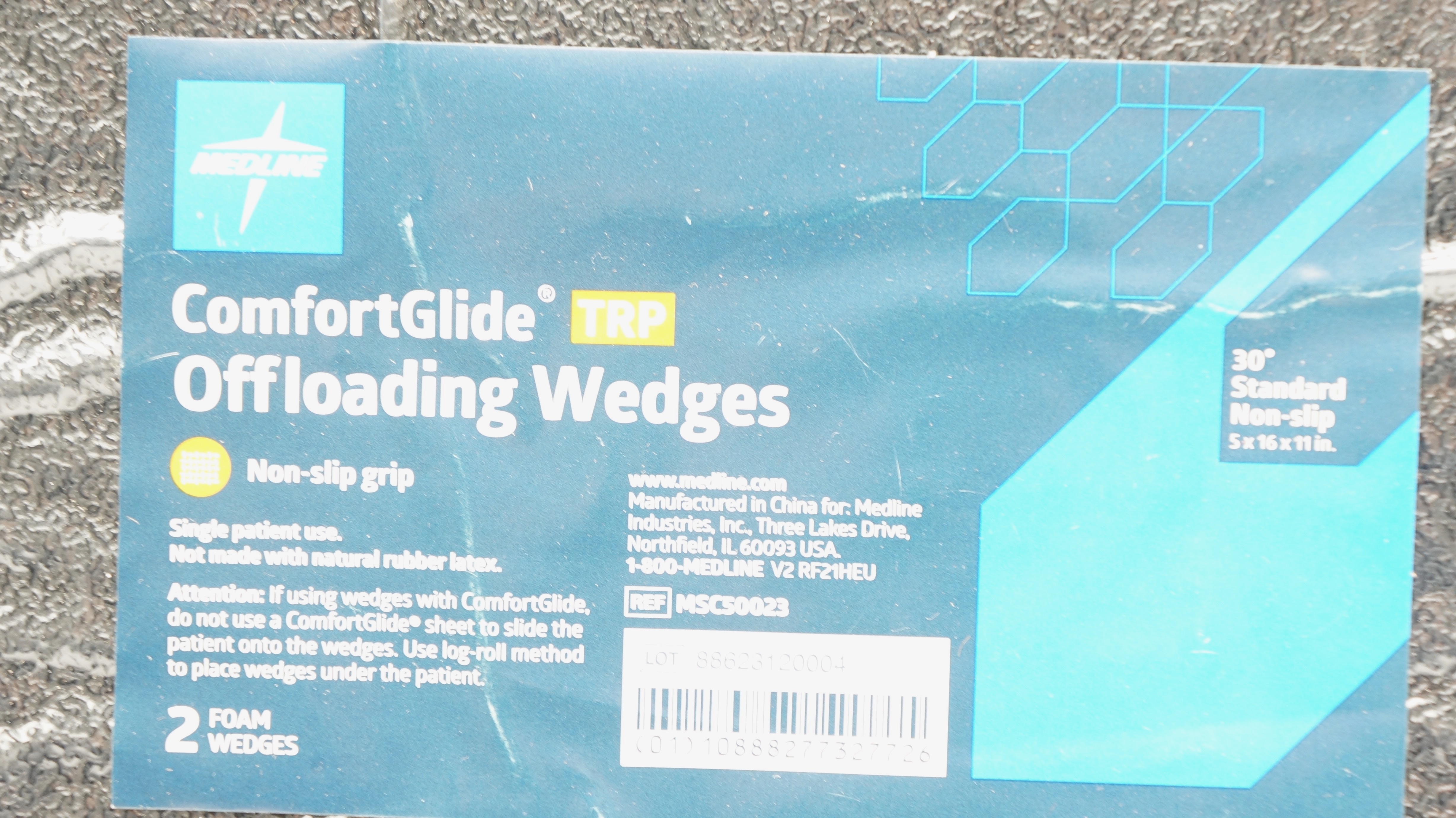 Medline MSC50023 ComfortGlide Offloading Foam Wedges 5 x 16 x 11inch - Pack of 2
