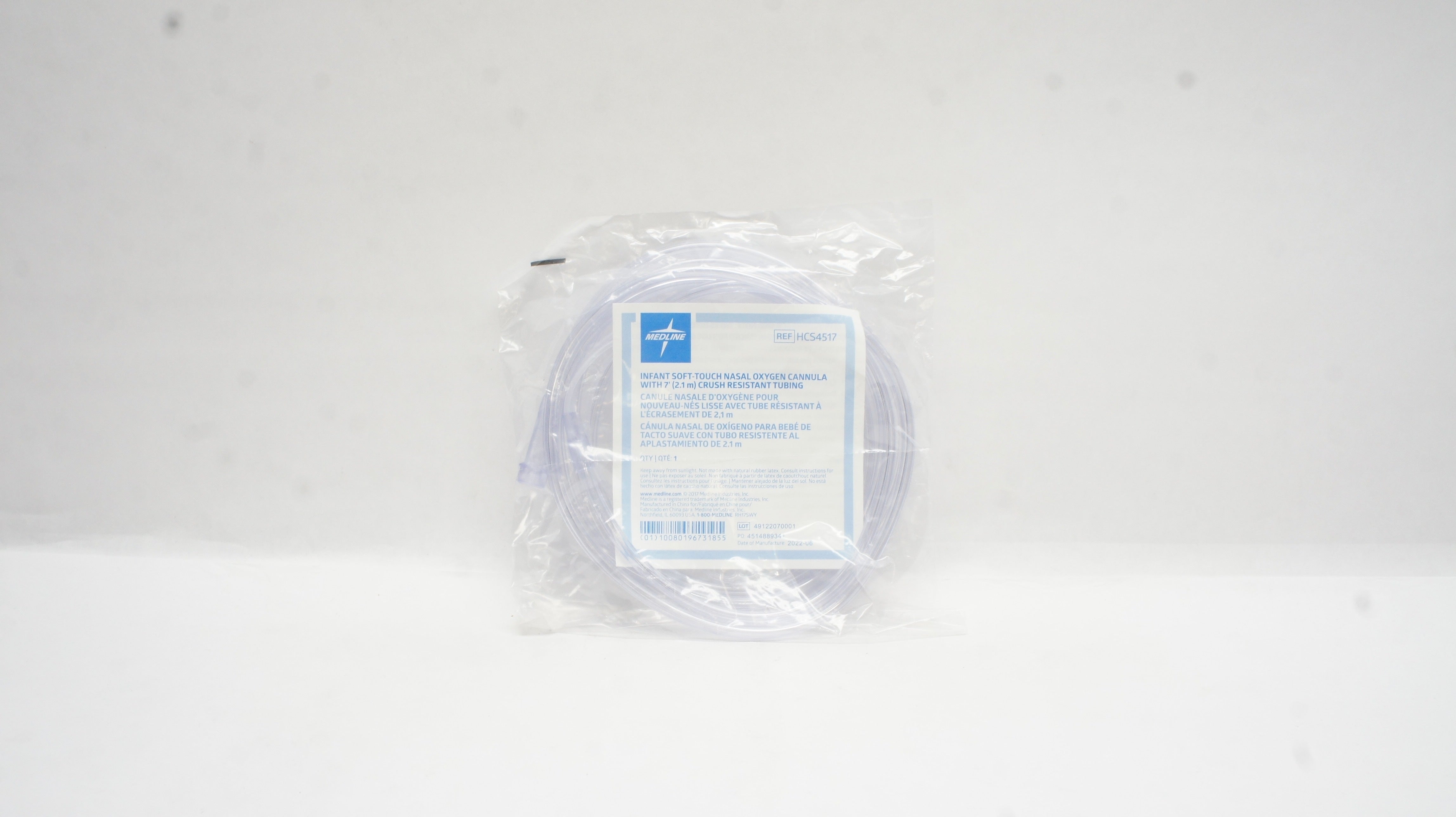 Medline HCS4517 Infant Soft-Touch Nasal Oxygen Cannula w/Tubing 7ft.
