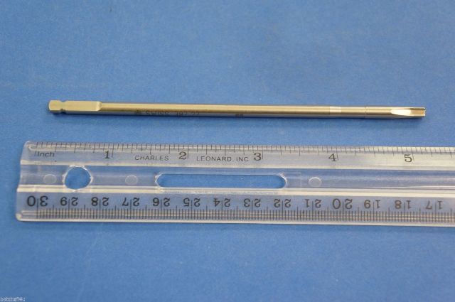 Synthes 387.27 Driver for THORP Screws