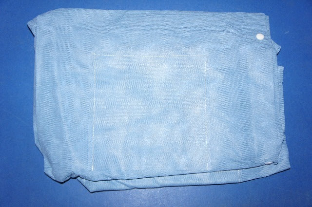 Cardinal Health 2201LC Convertors Fluid Resistant Lab Coat, Medium, Blue~Box 25