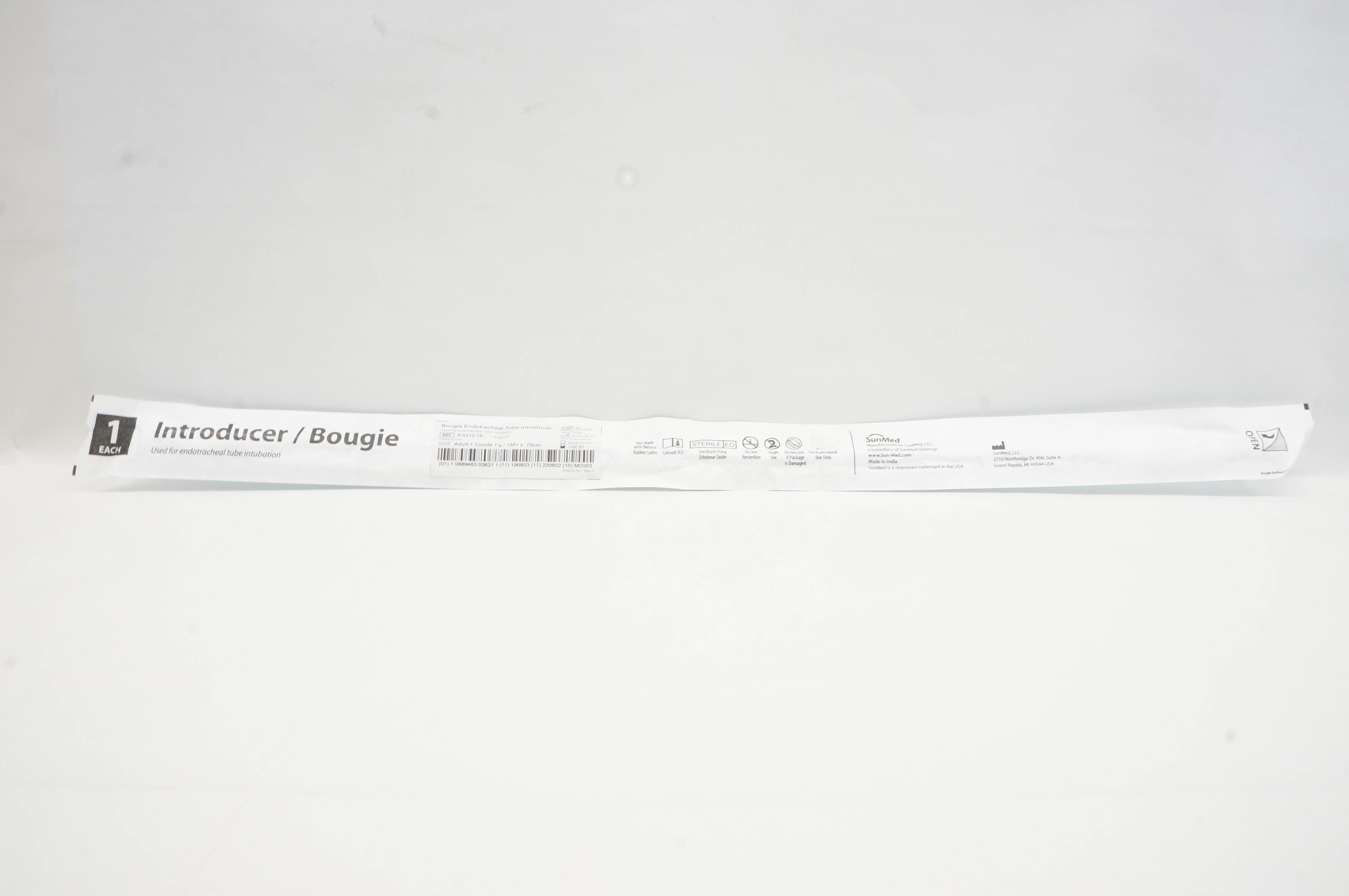 SunMed 9-0212-70 Bougie Endotracheal Tube Introducer w/Coude Tip 15Fr x 70cm (x)