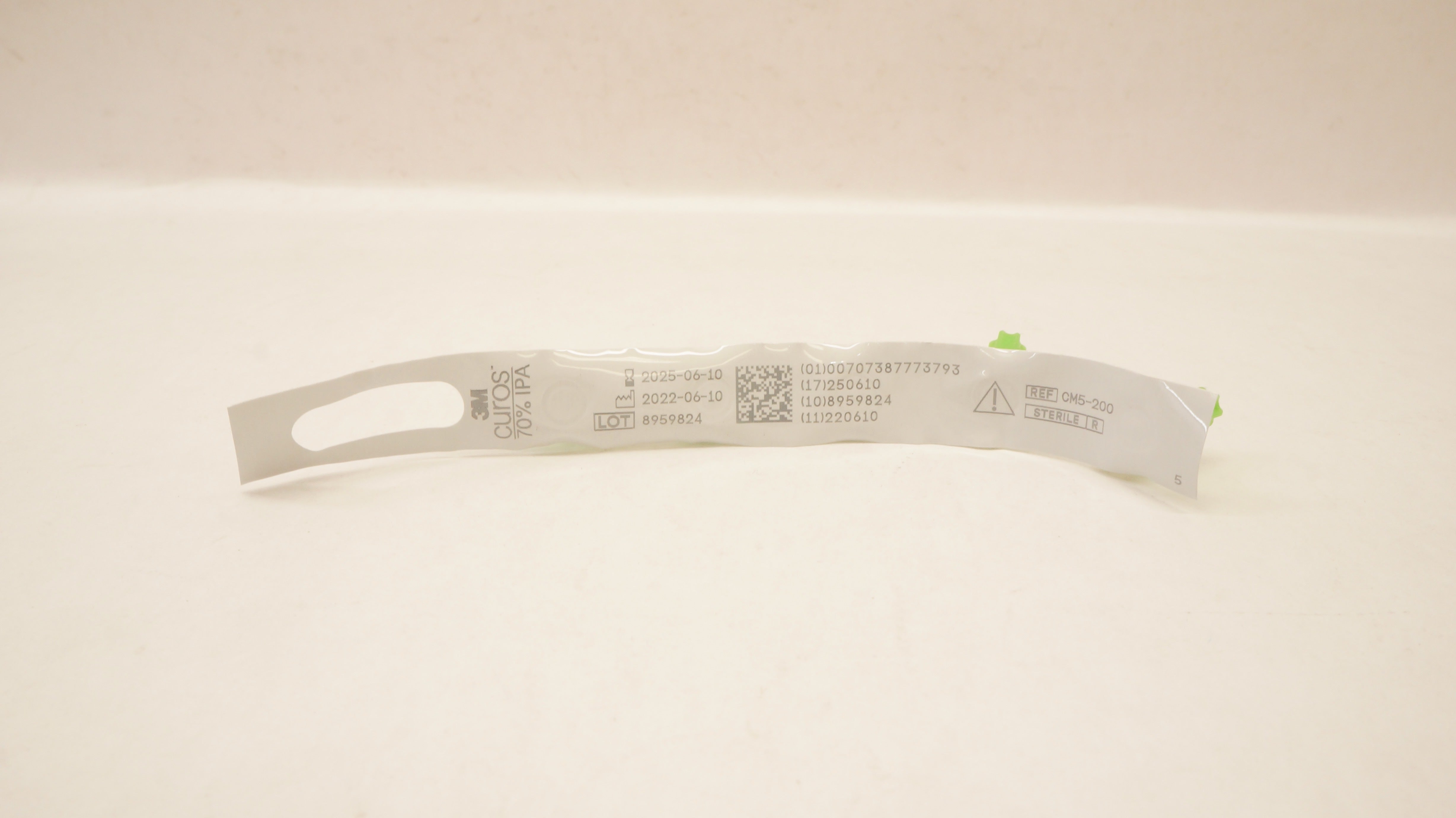 3M CM5-200 Curos Disinfecting Cap Strip for Male Luers - Pack of 34