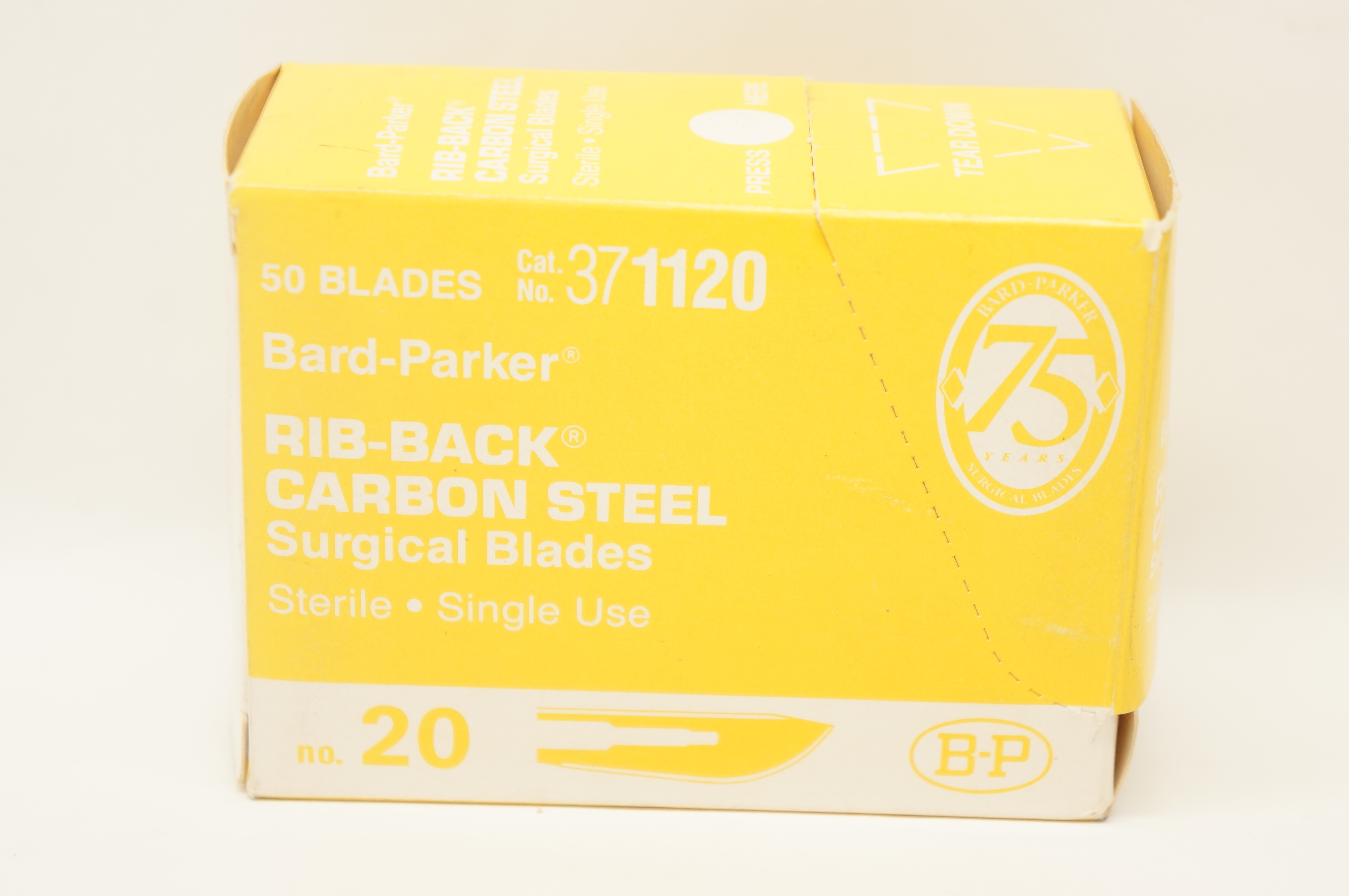 Bard-Parker 371120 Aspen Rib-Back Carbon Steel Surgical Blades #20 - Box of 50