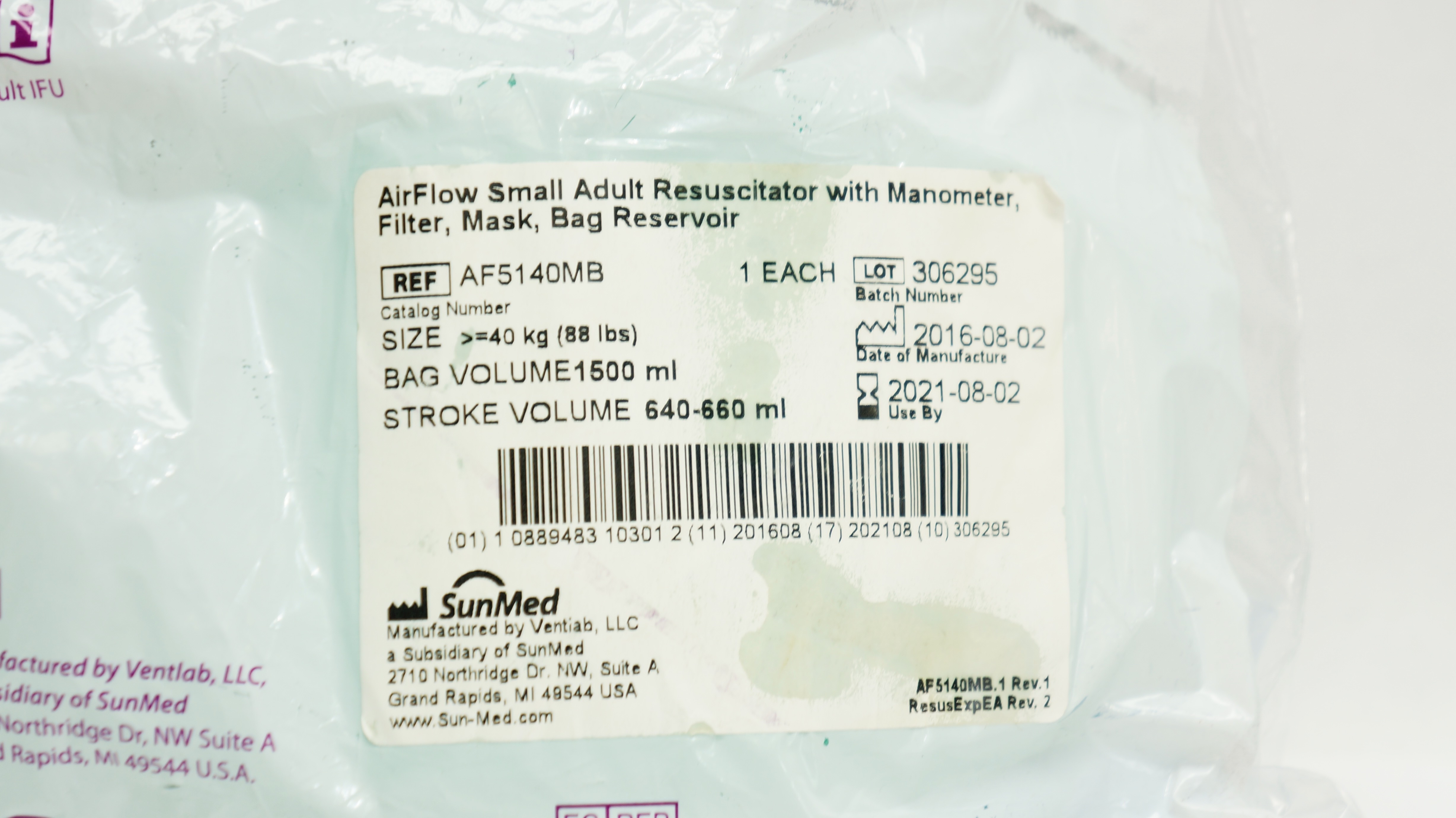 SunMed AF5140MB AirFlow Small Adult Resuscitator >=88lbs. x 1500mL (x)