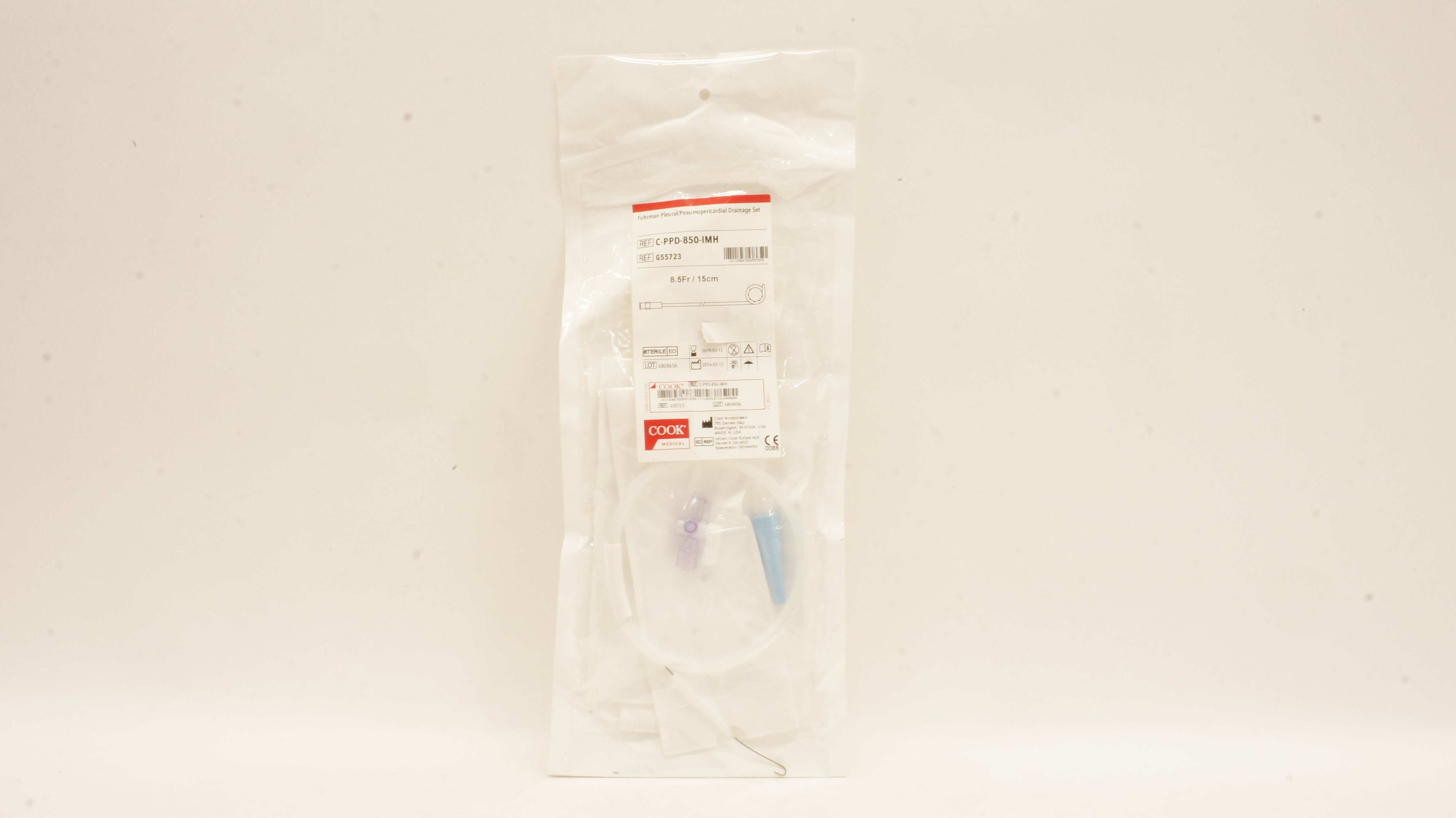 Cook Medical G55723 Fuhrman Pleural/Pneumopericardial Drainage Set 8.5Fr (x)