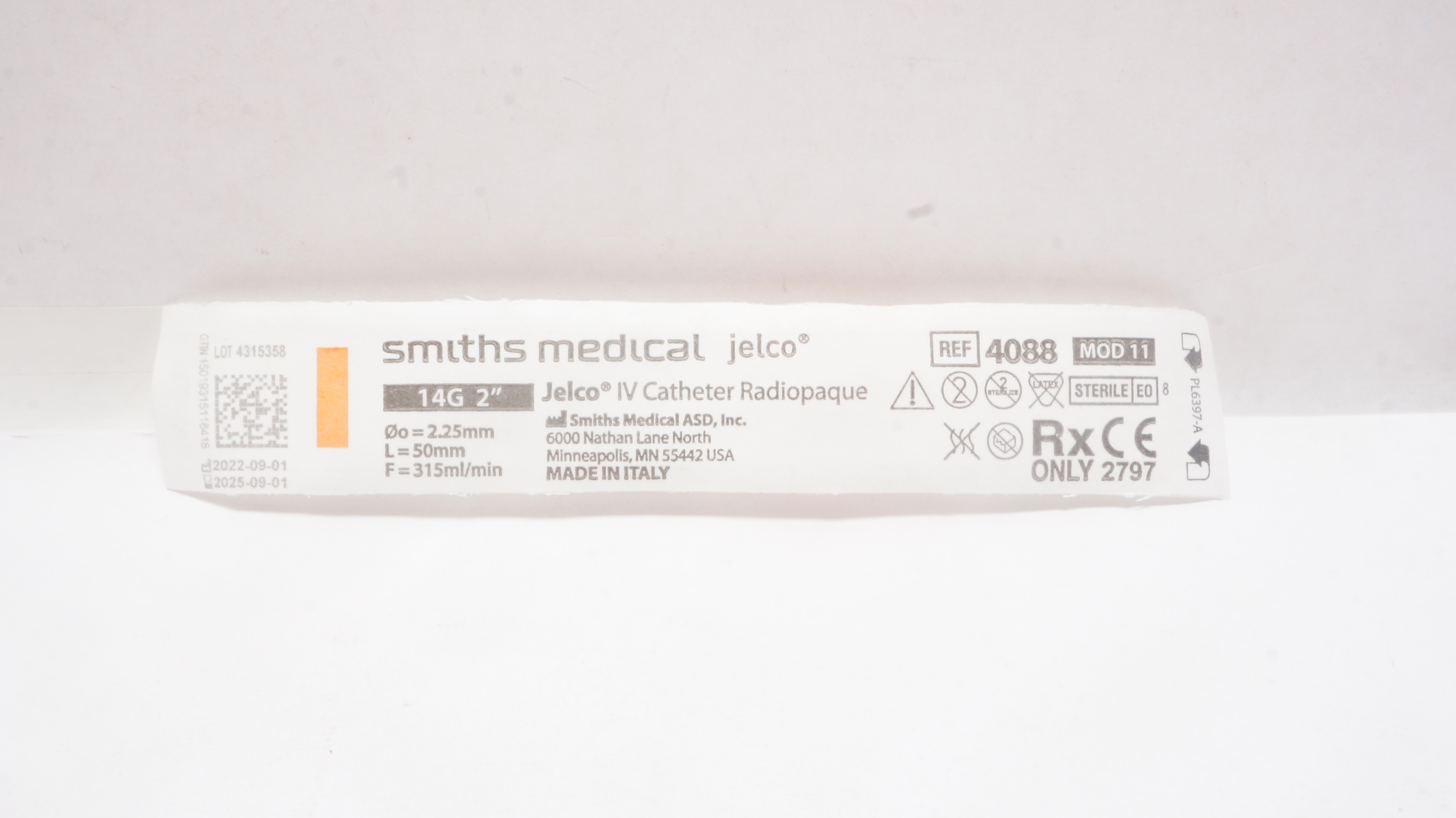 Smiths Medical 4088 Jelco I.V. Cath. Radiopaque 14G x 2inch (x) - Lot of 5