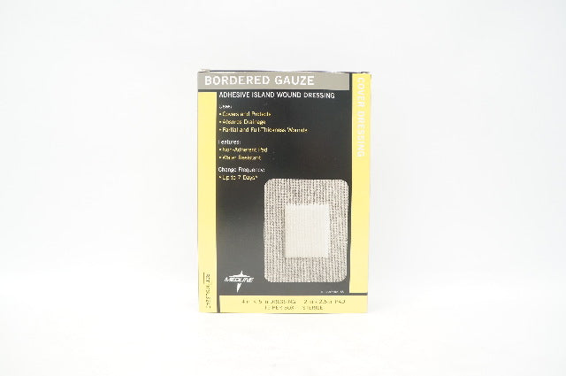 Medline MSC3245 Adhesive Island Wound Dressing 4inch x 5inch - Box of 15