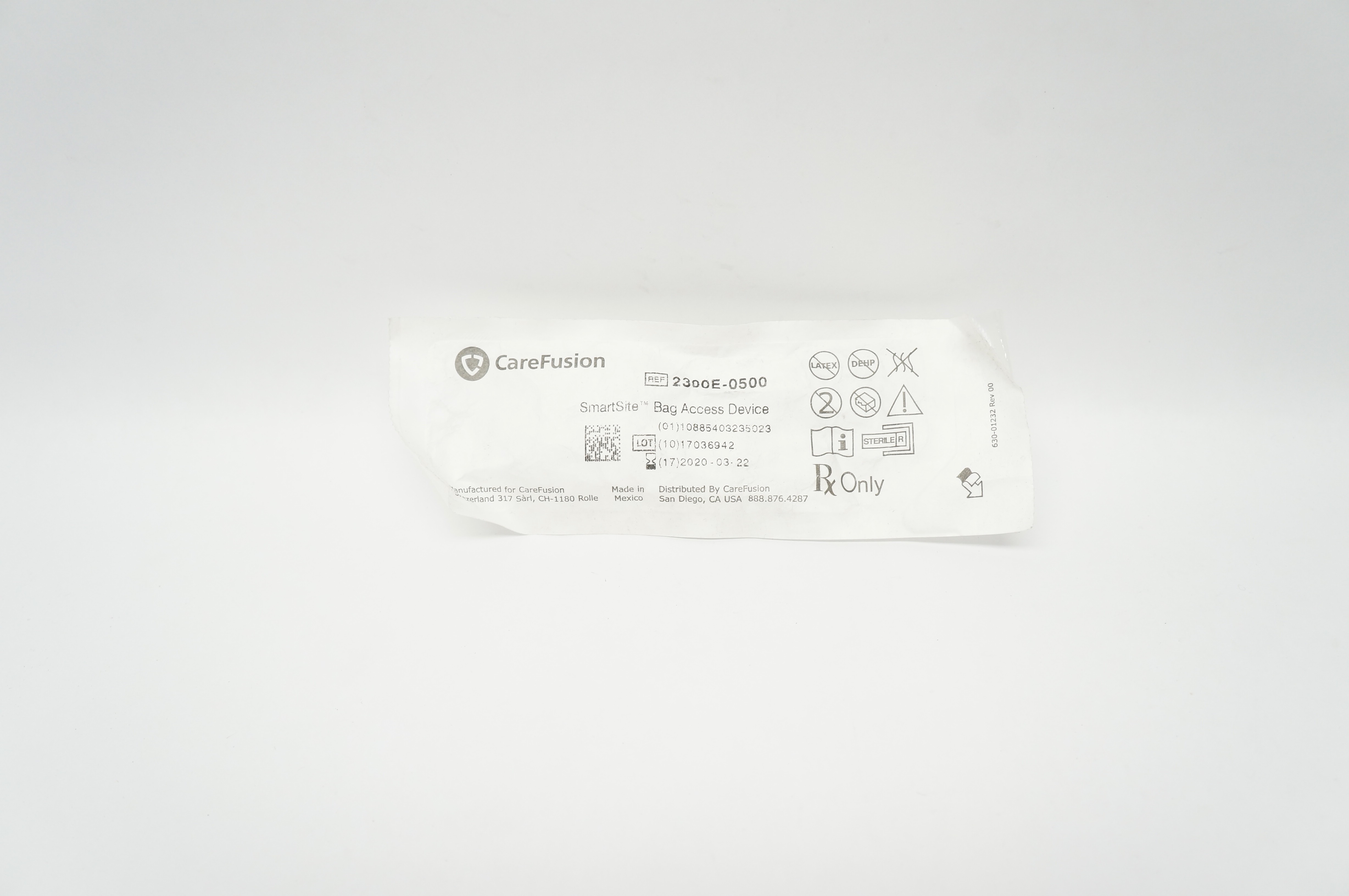 CareFusion 2300E-0500 SmartSite Bag Access Device (x)