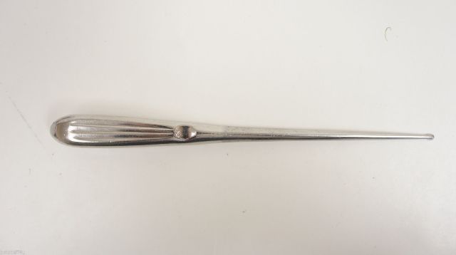 Curette 9in