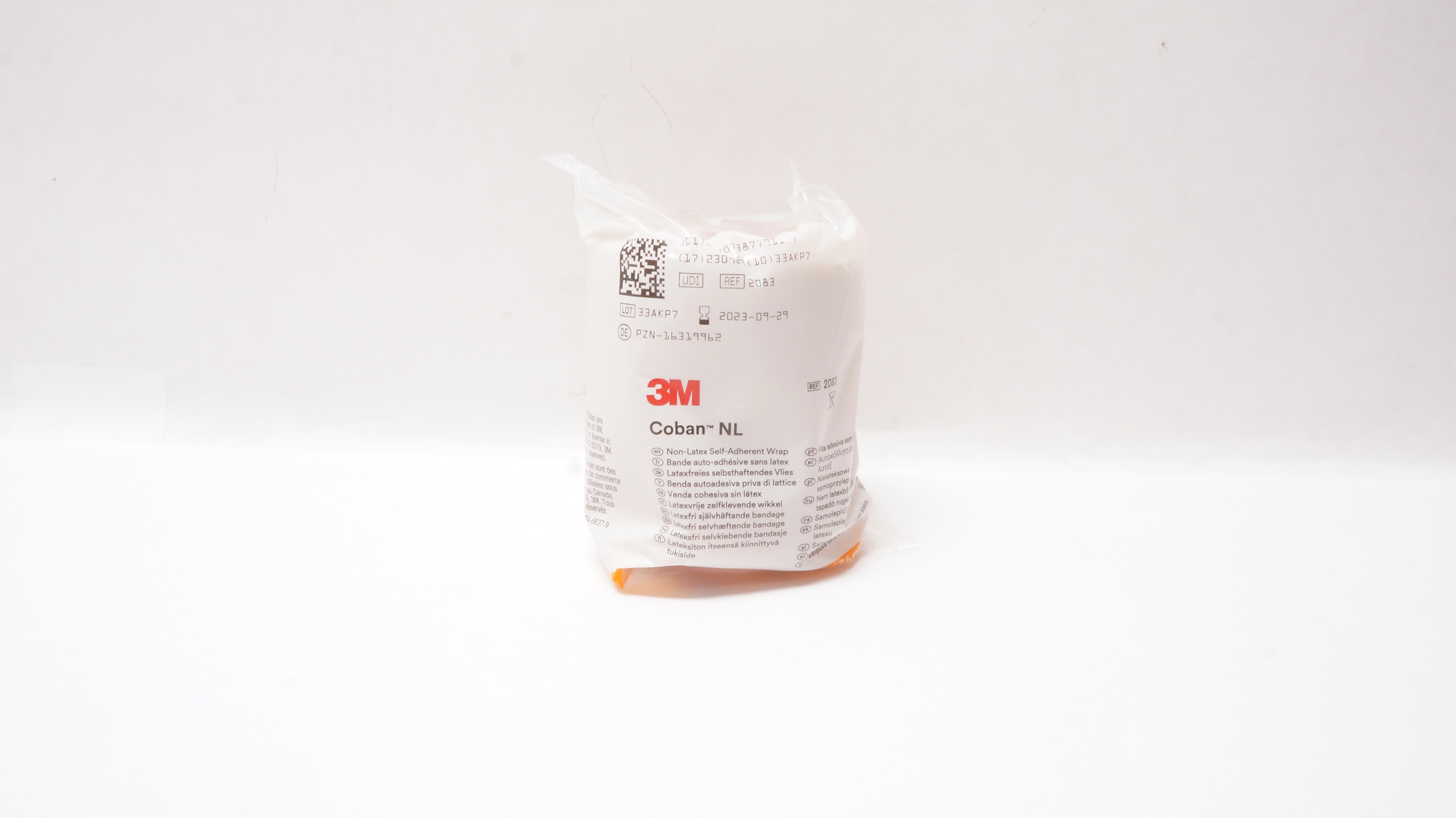 3M 2082 Coban LF Latex Free Self-Adherent Wrap 2 inch x 5yd
