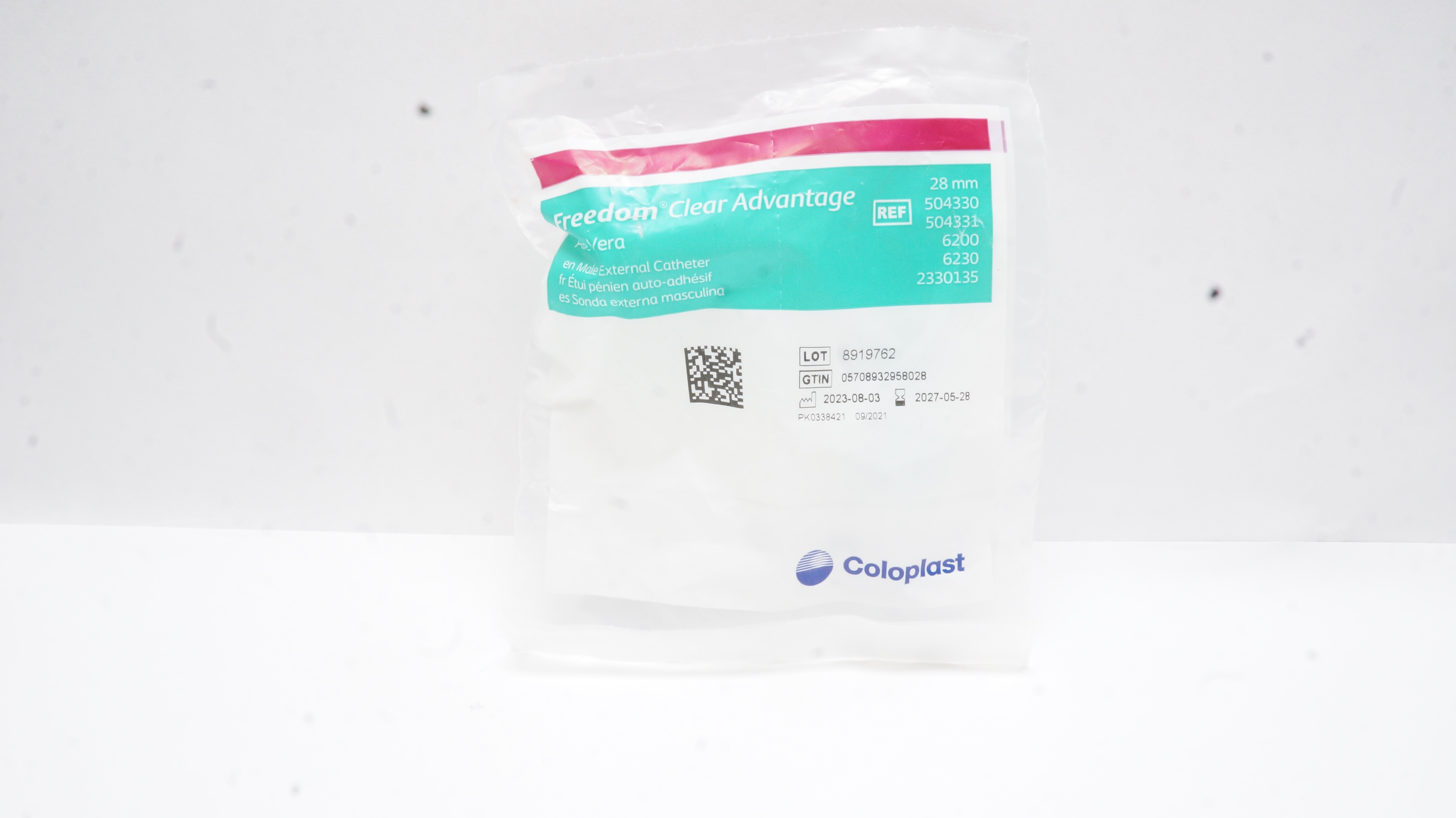 Coloplast 2330135 Freedom Clear Advantage Aloe Vera Male External Cath. 28mm