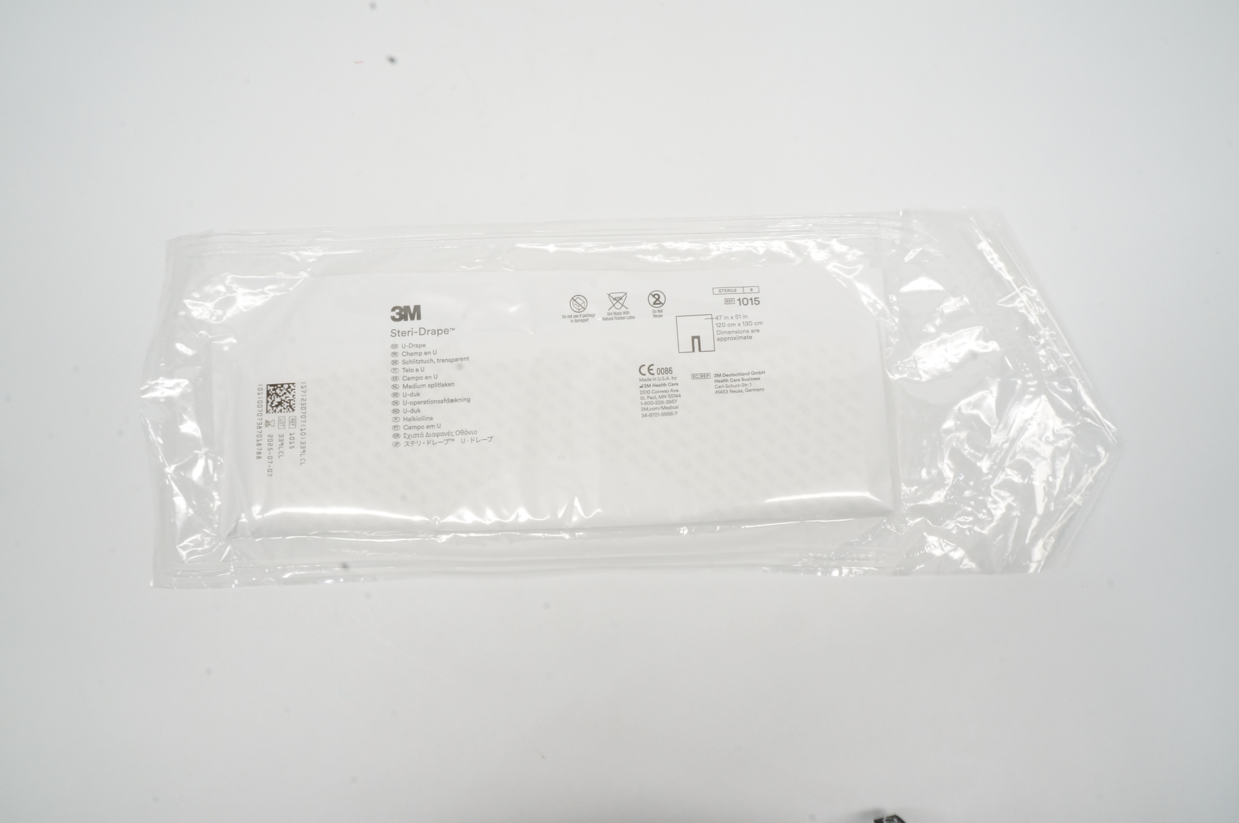 3M 1015 Steri-Drape U-Drape 47 inch x 51 inch (Approx.)