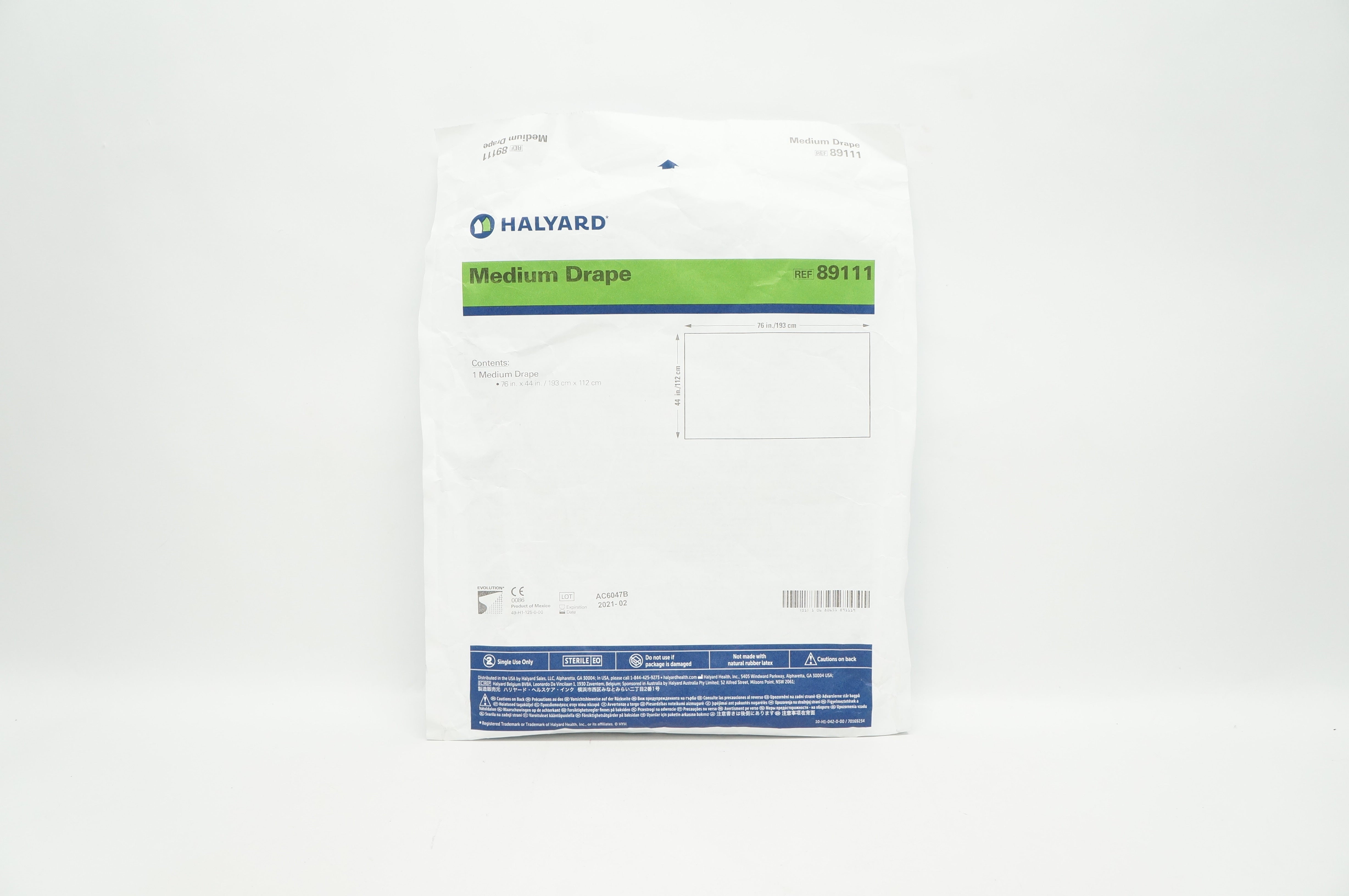 Halyard 89111 Medium Drape 76inch x 44inch (x)