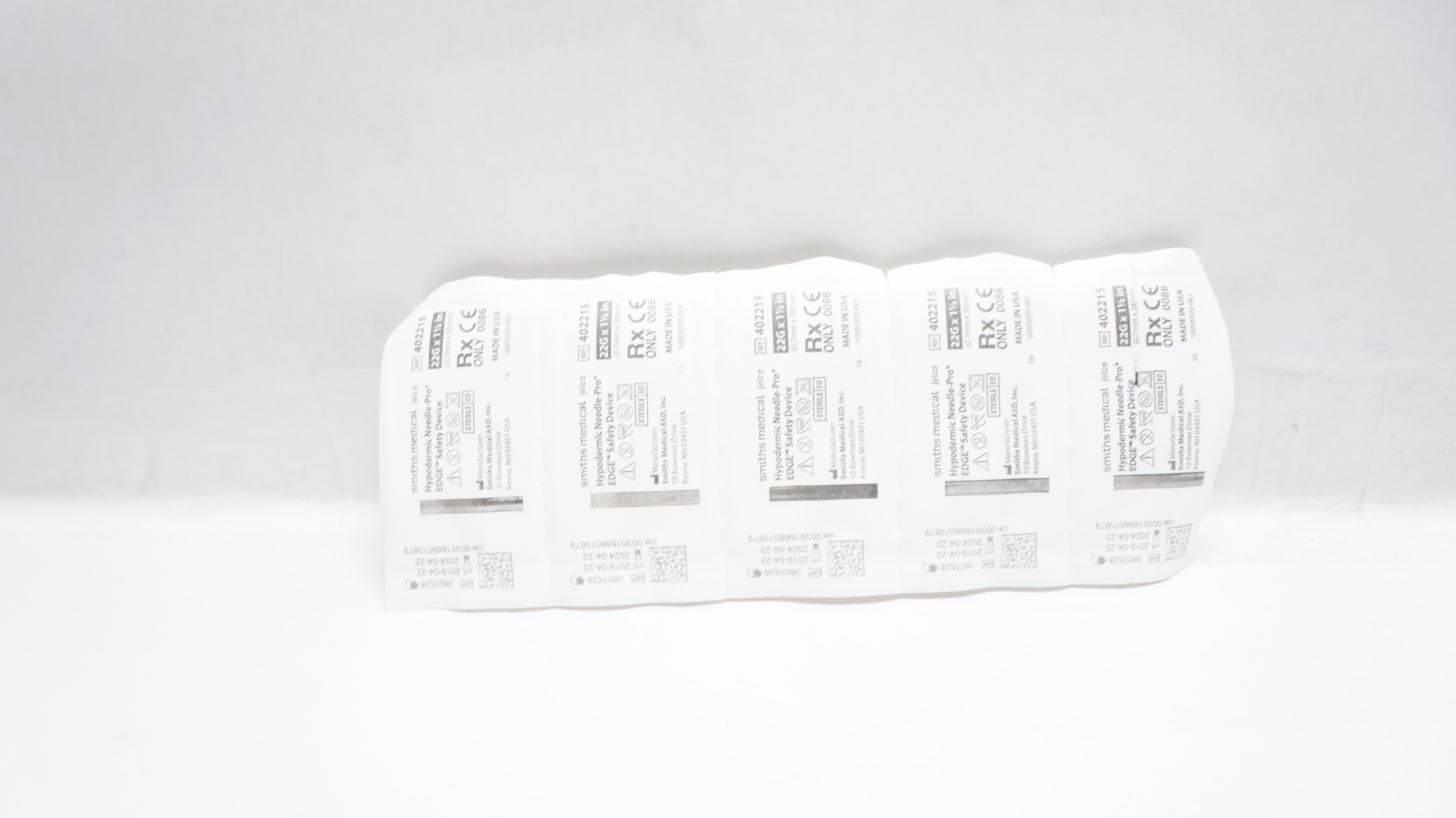 Smiths Medical 402215 Hypodermic Ndle-Pro Safety Device 22G x1-1/2in(x)-Lot of 5