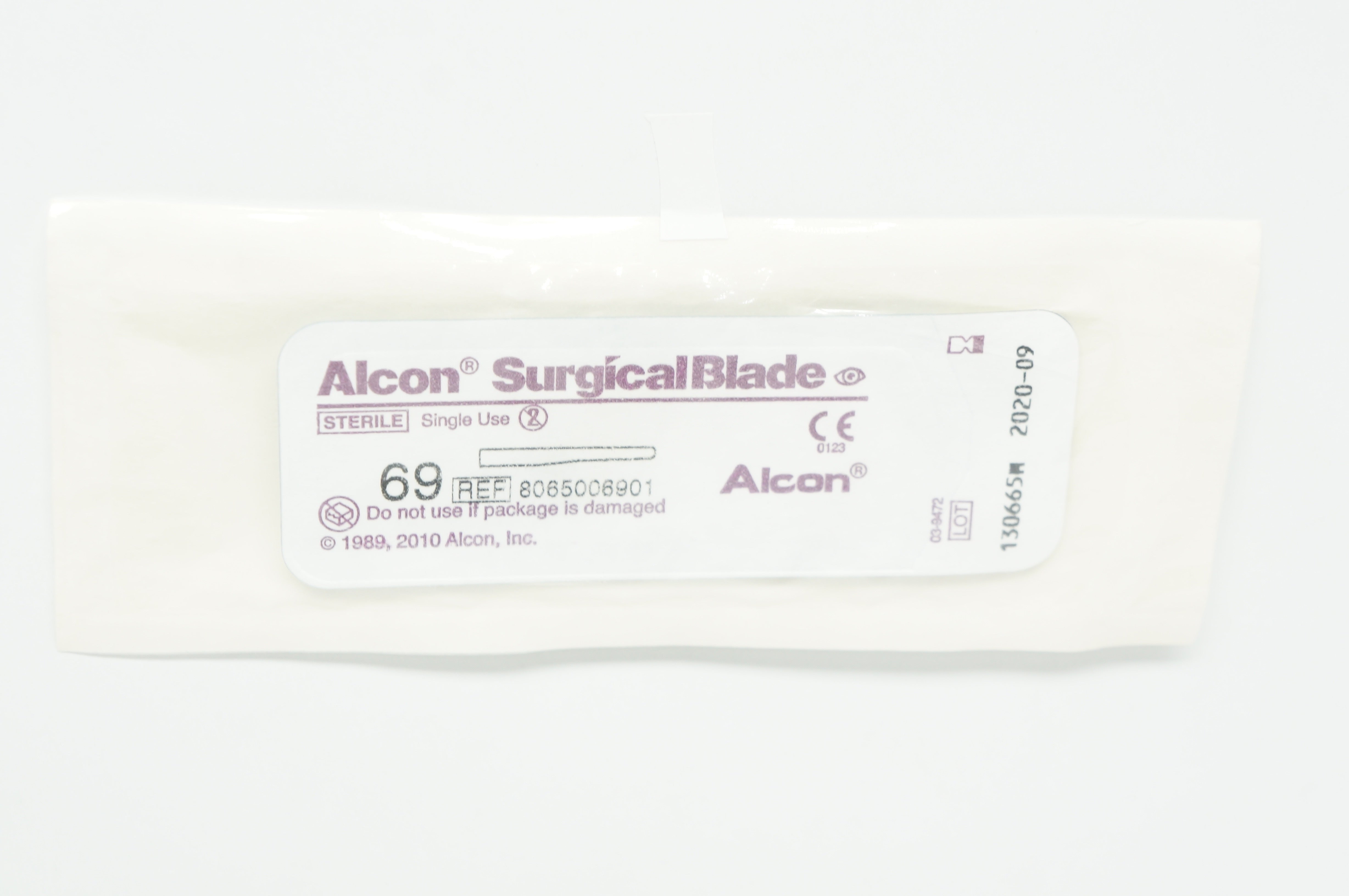 Alcon 8065006901 Surgical Blade 69 (x)