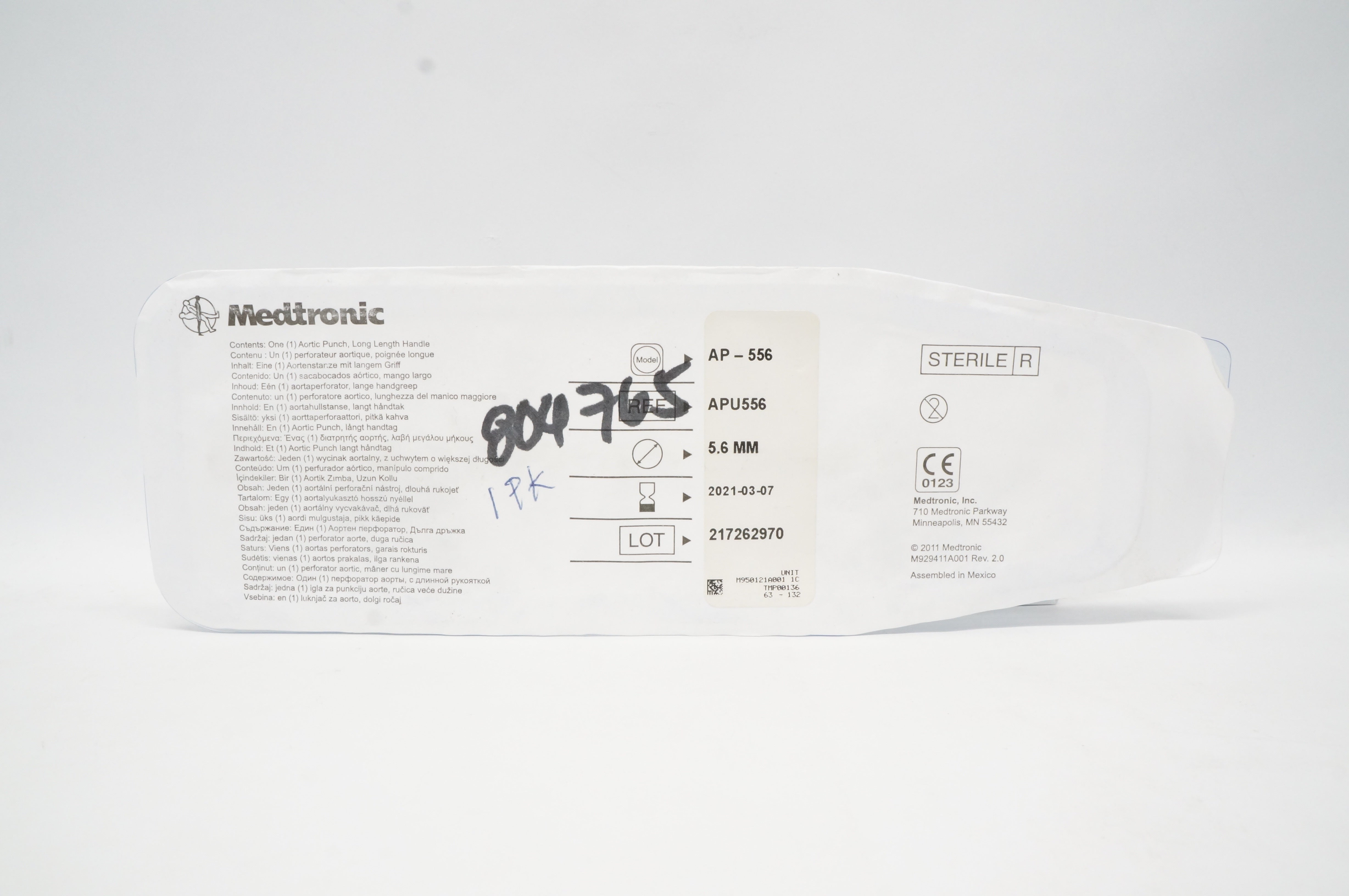 Medtronic APU556 Aortic Punch, Long Length Handle  ID 5.6mm