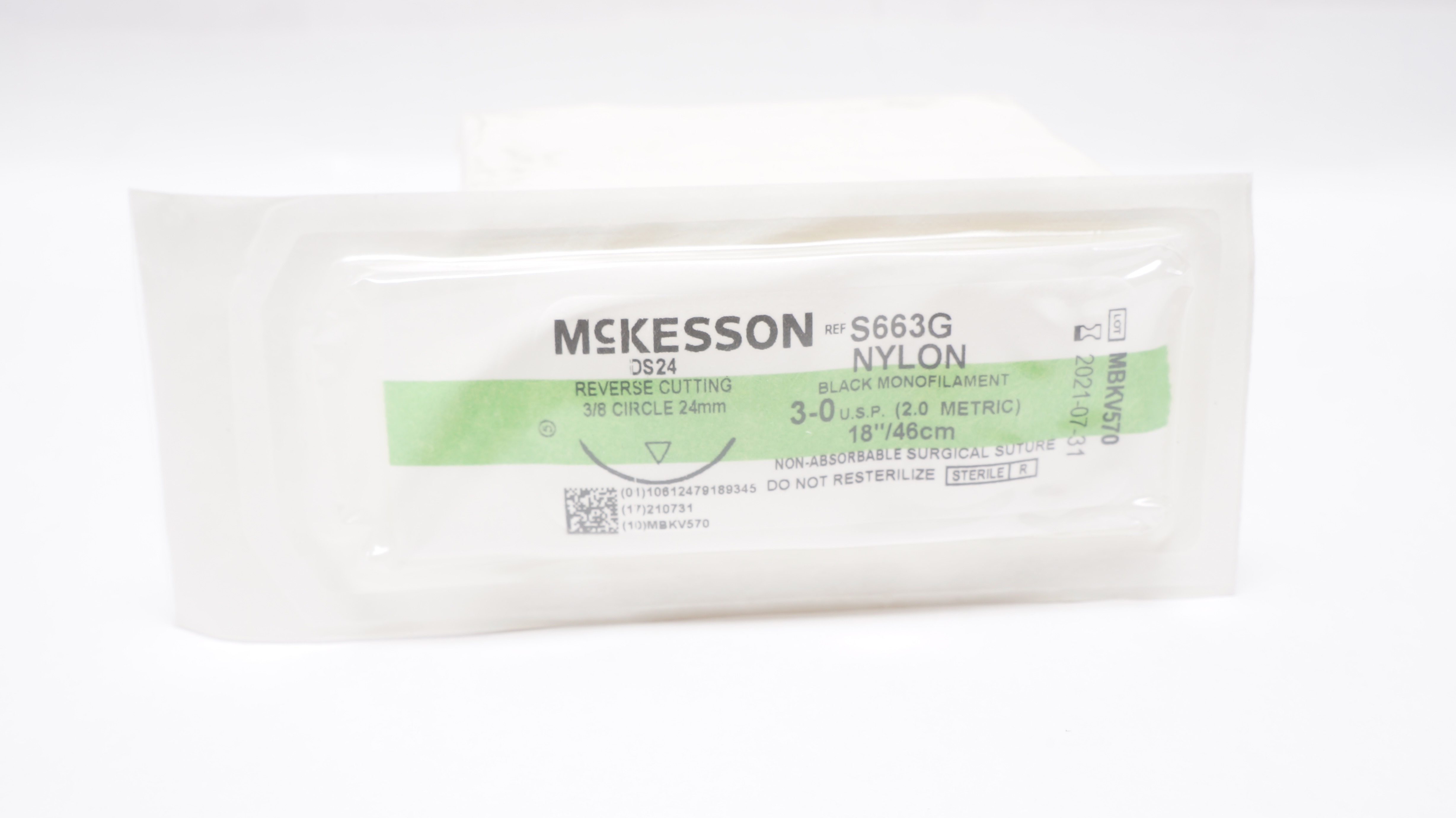McKesson S663G 3-0 Nylon, DS24, 3/8c 24mm Reverse Cutting, 18inch (x)