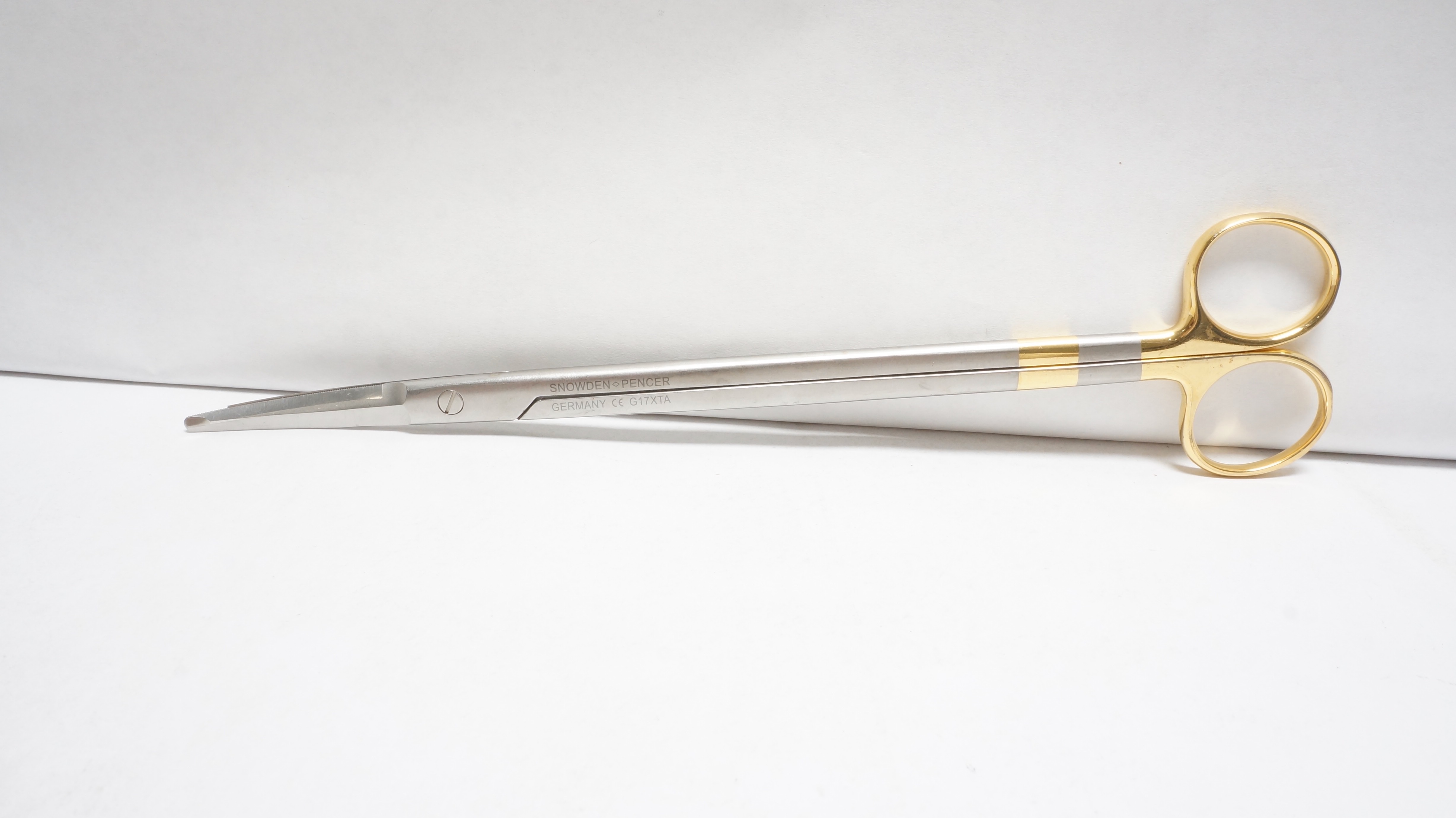 Snowden-Pencer 32-5979 Diamond-SerEdge Surgical Grade Facelift Scissors