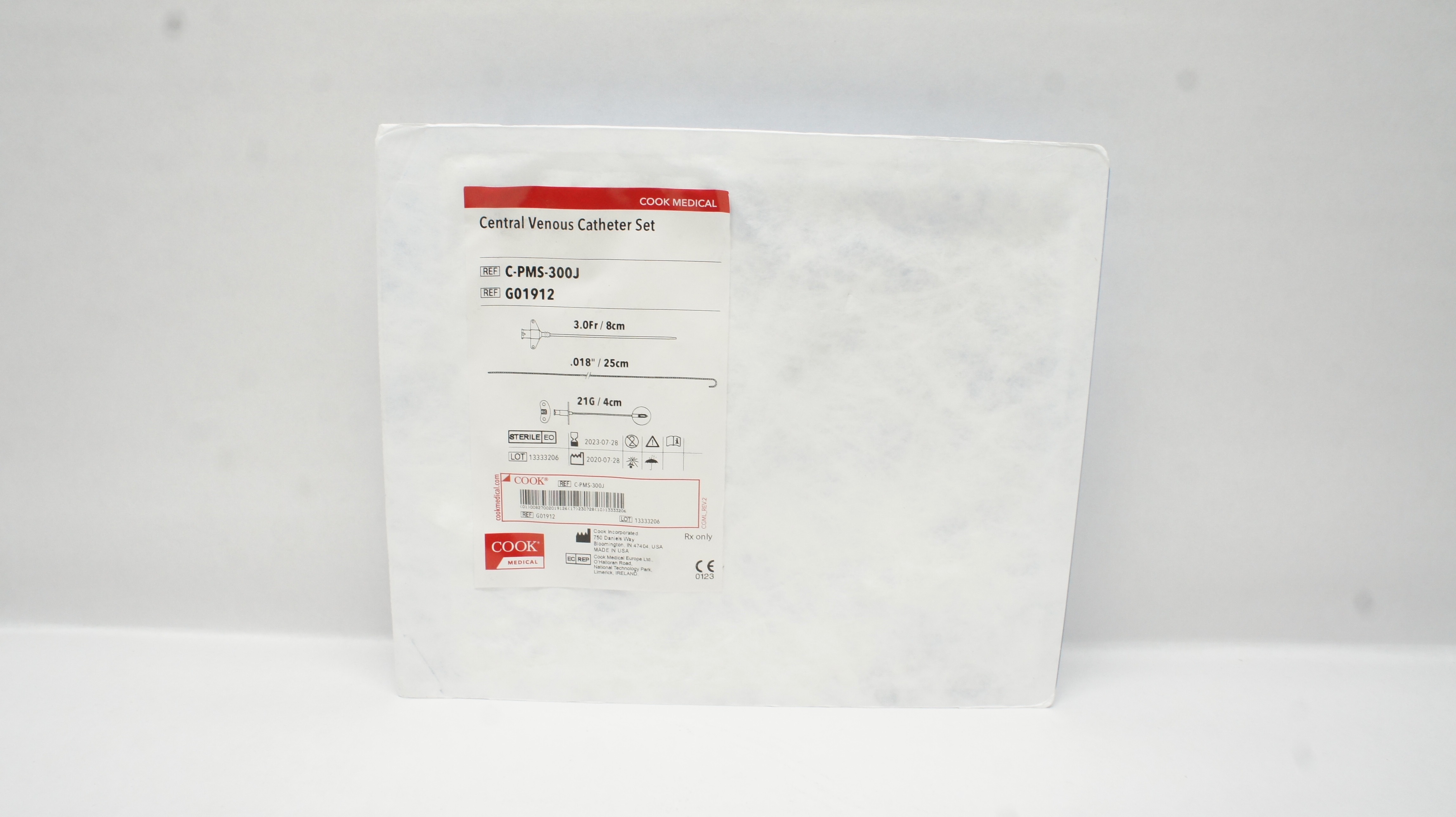 Cook Medical G01912 Central Venous Cath. Set 3.0Fr/8cm, 21G/4cm (x)